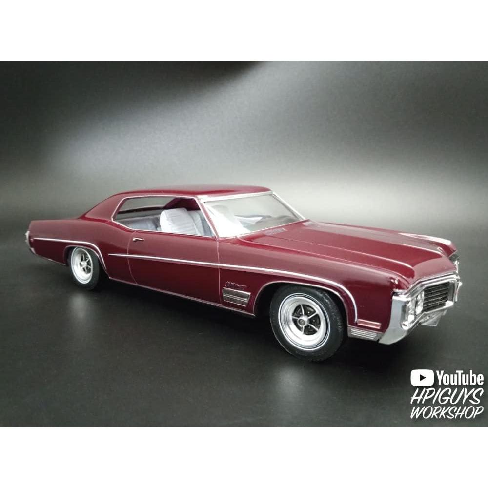 Kit de Modelo AMT Buick Wildcat 1970 Escala 1:25