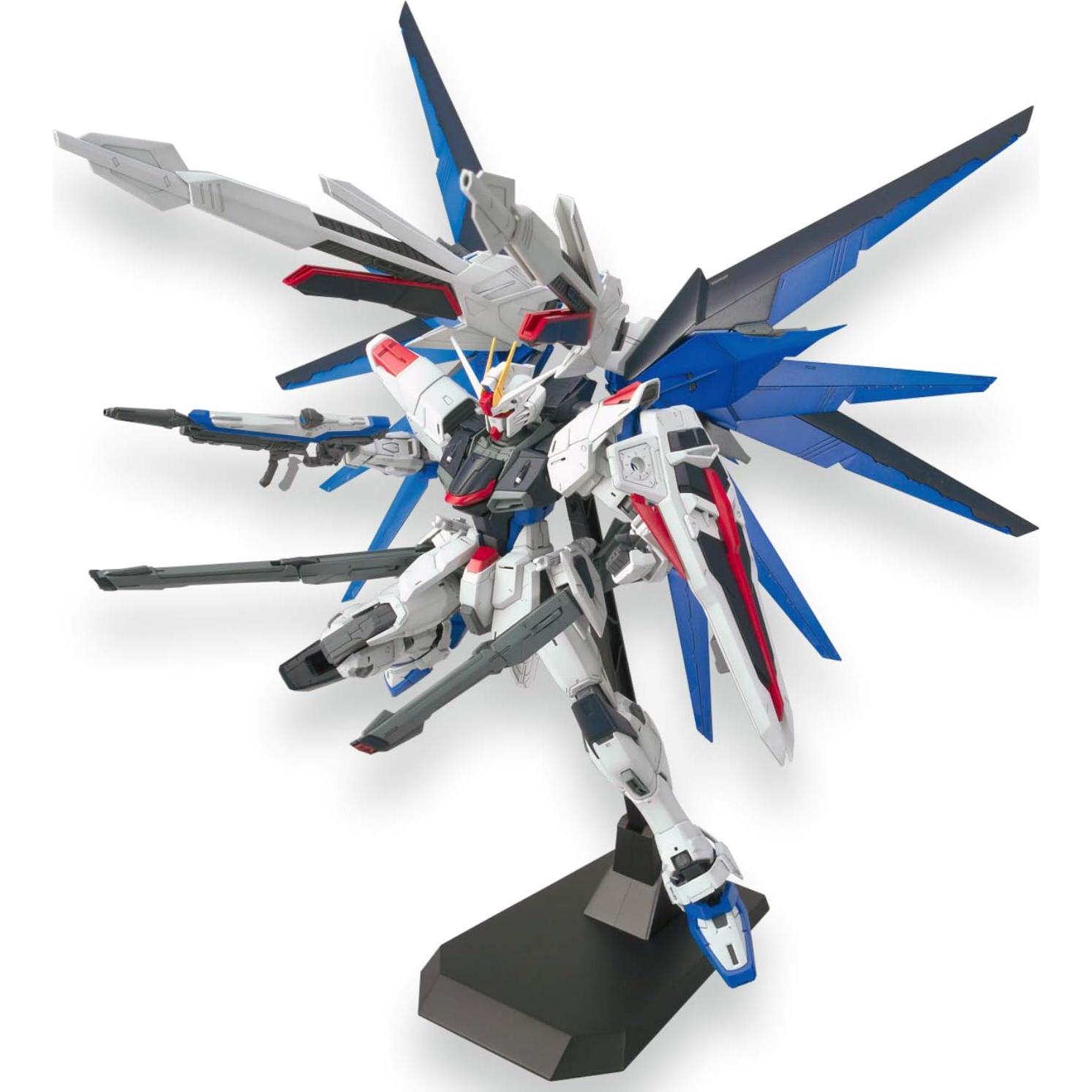 Model Kit Gundam Freedom MG 1/100 Bandai 20.32 cm Multicolor