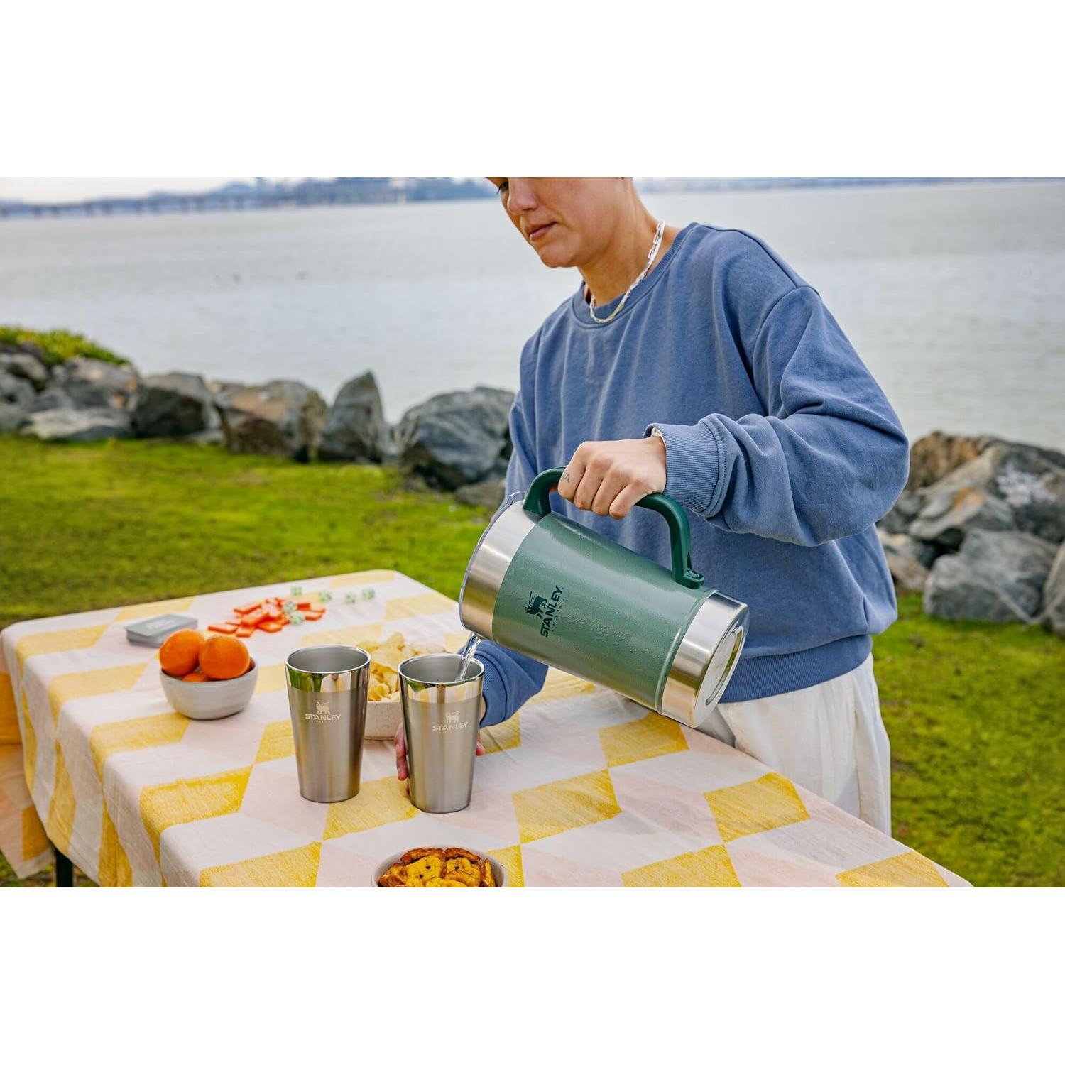 Jarra Stanley Stay-Chill 1.9L Acero Inoxidable Gris