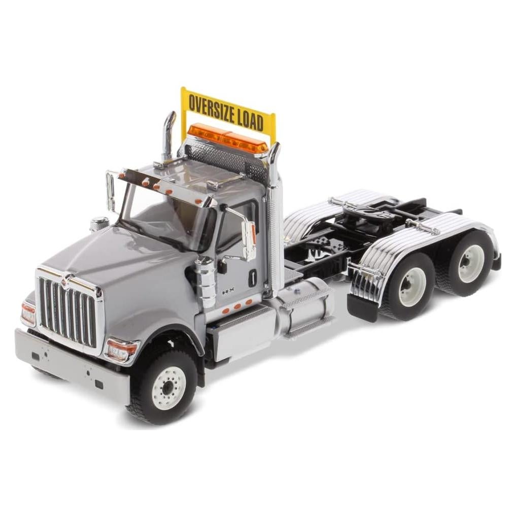 Diecast Masters Tractora Tandem HX520 SFFA Gris 1:50