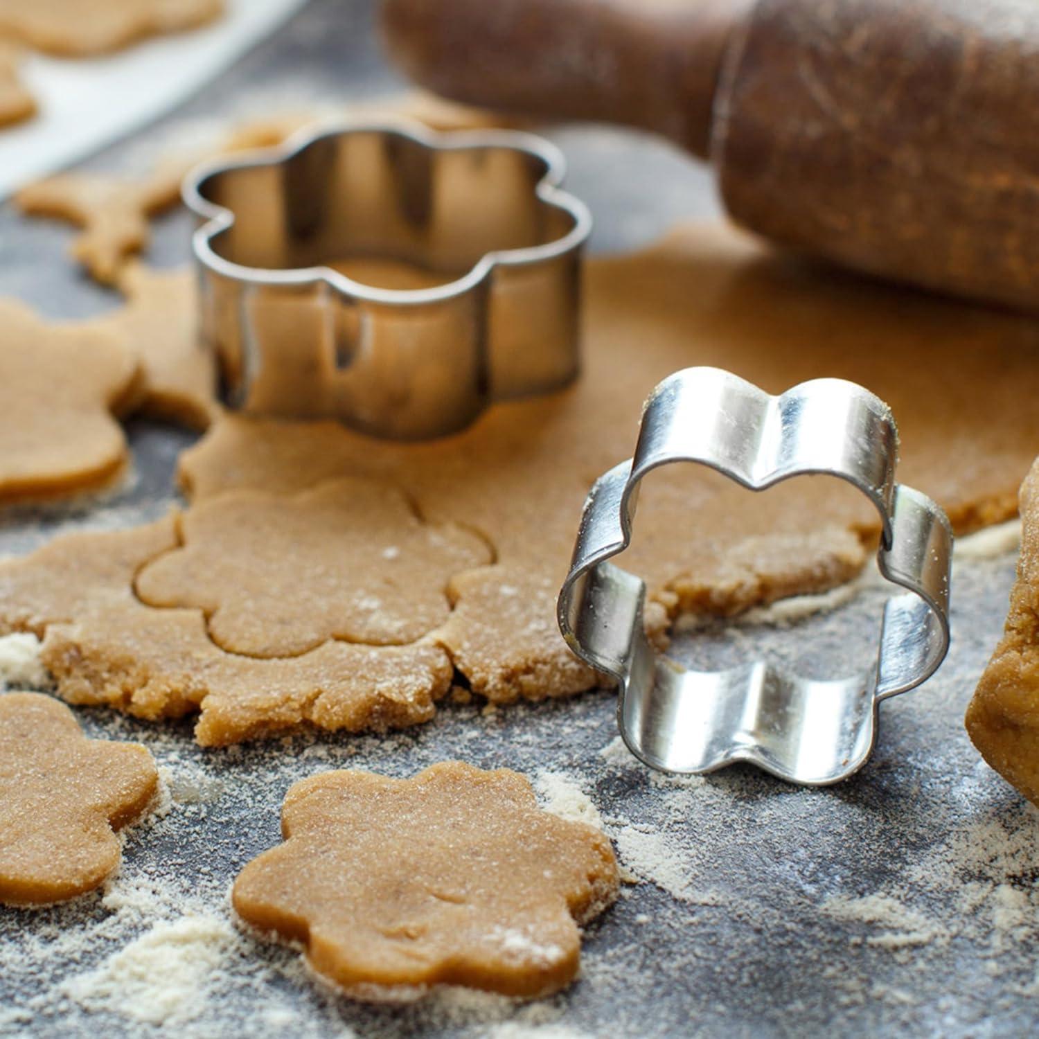 Juego de Cortadores de Galletas de Flor FUSOTO 6PCS Acero Inoxidable