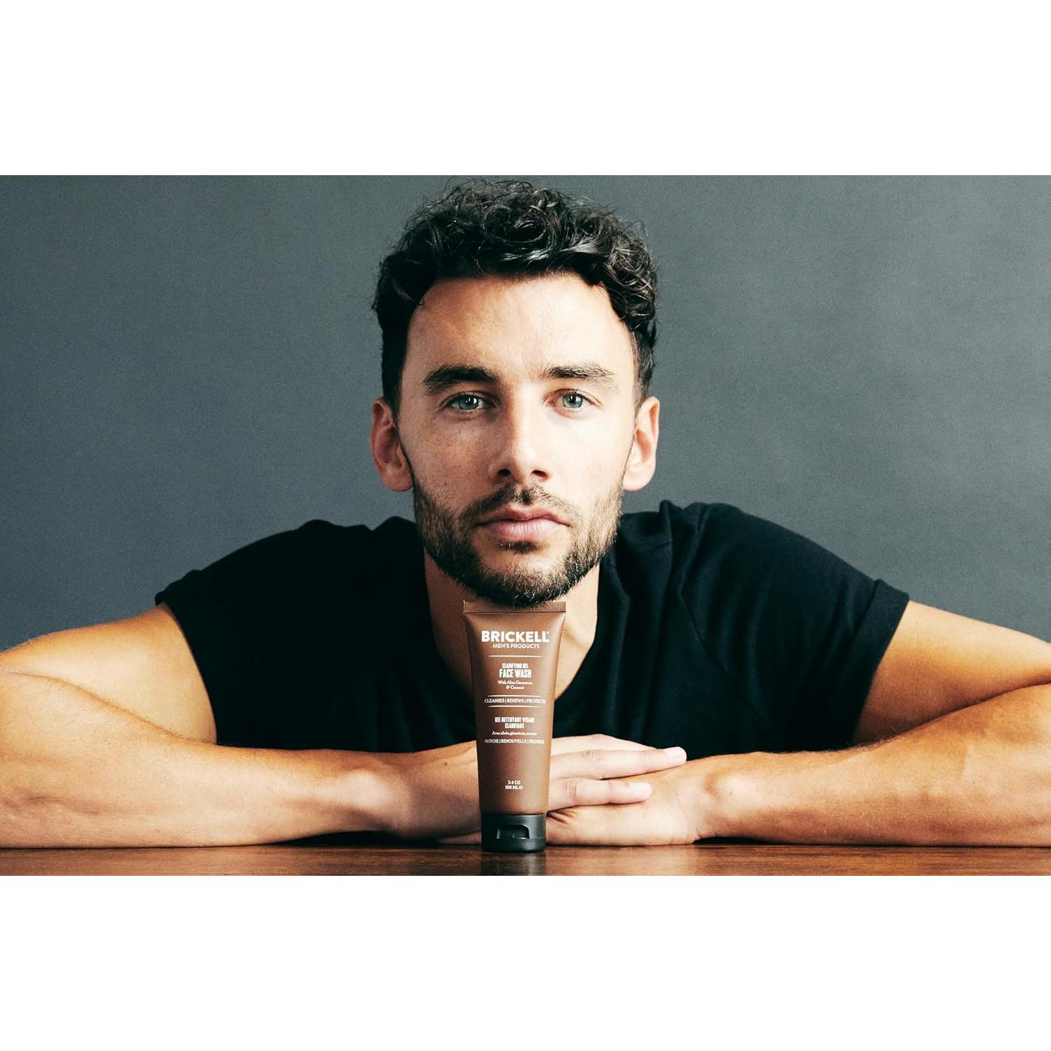 Gel Limpiador Facial Aclarador Brickell 96.39g Natural para Hombres