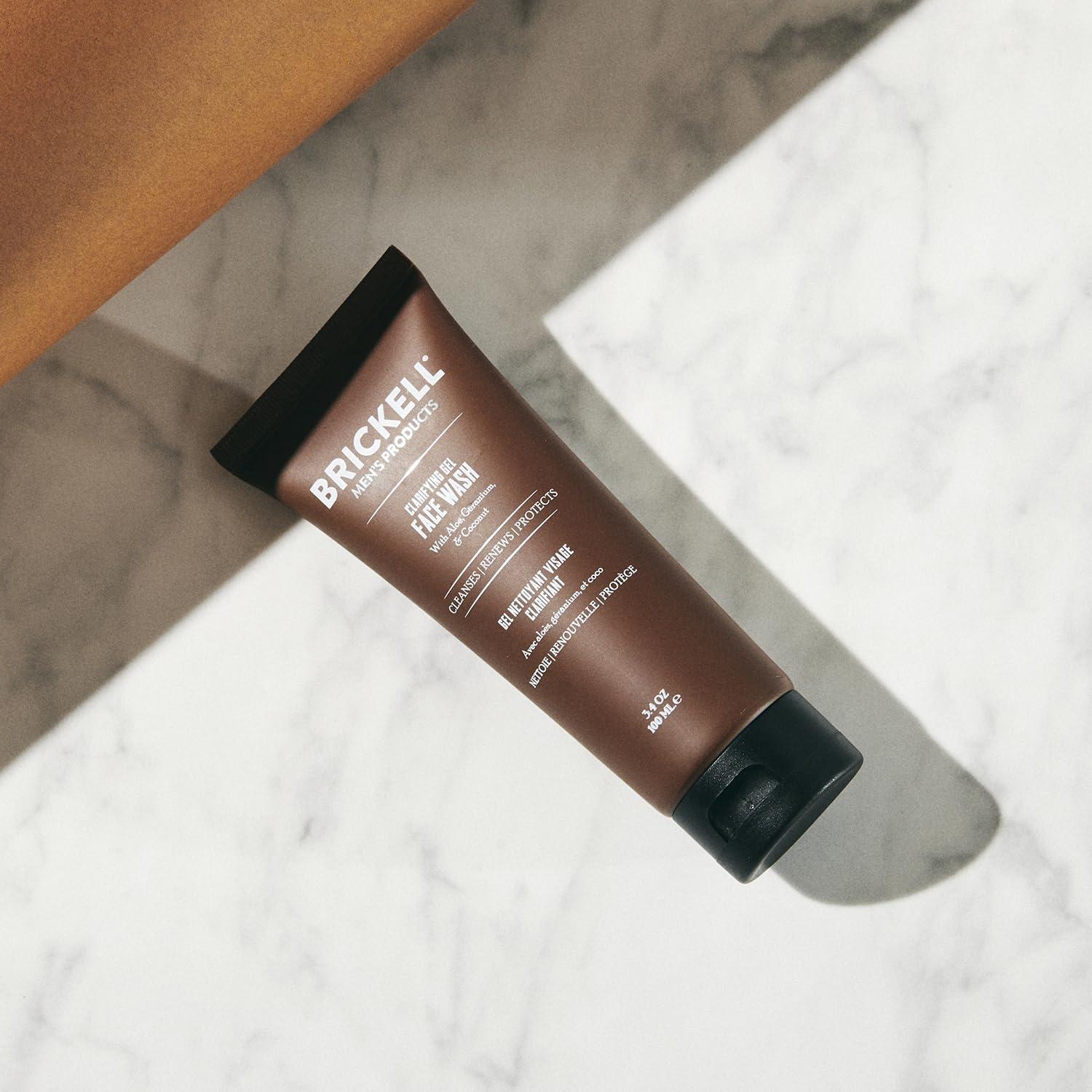 Gel Limpiador Facial Aclarador Brickell 96.39g Natural para Hombres