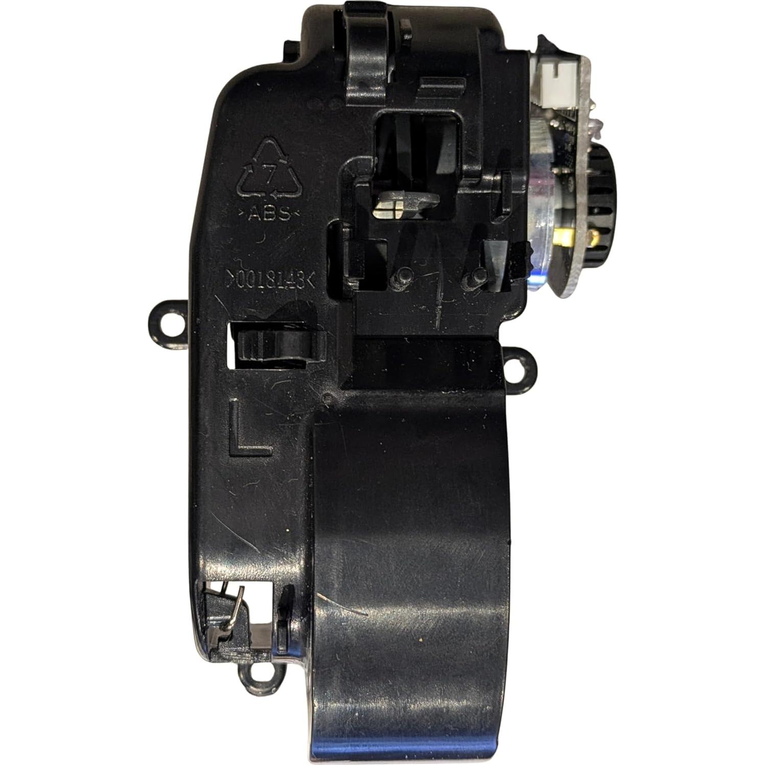 Ensamblaje de Rueda Izquierda y Motor Shark Ion - Balikha