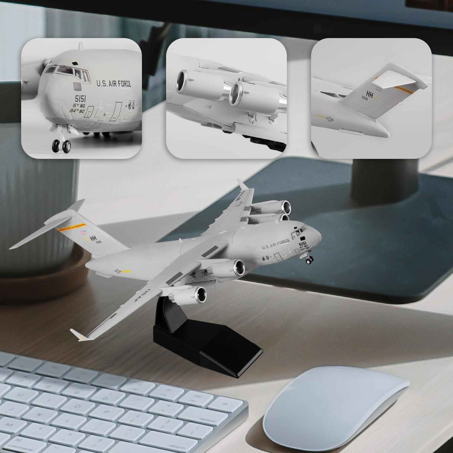 Modelo C-17 Fuerza Aérea Sky Trek 35.4 cm Metal Fundido