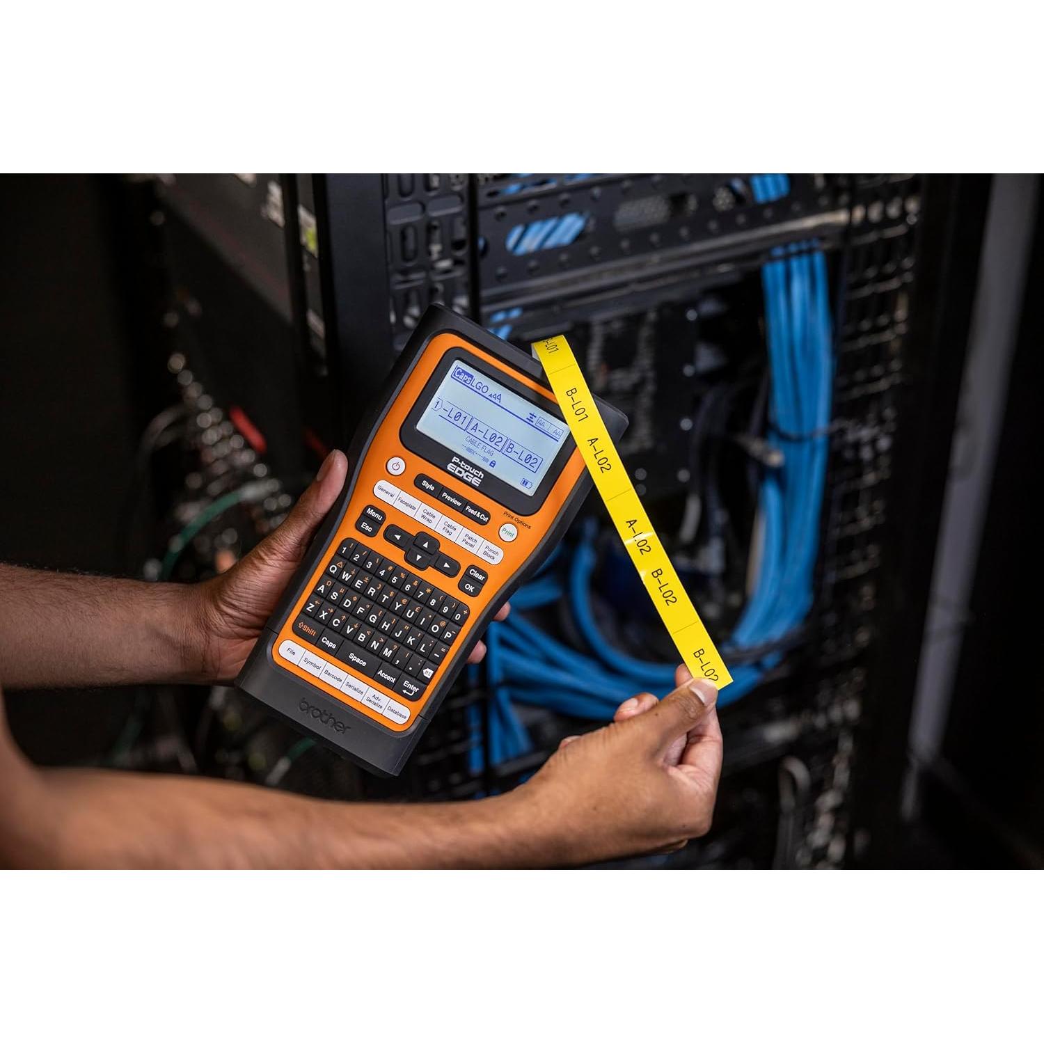 Impresora de Etiquetas Brother PT-E560BT Portátil Bluetooth 24mm