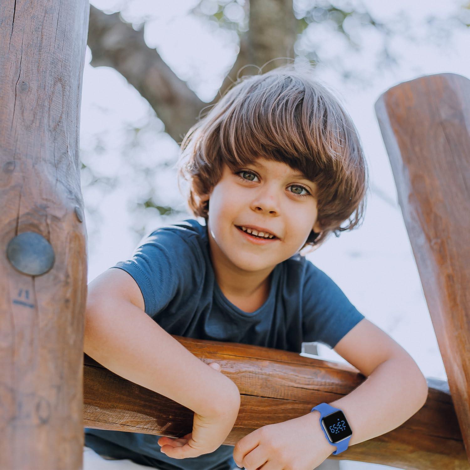 Reloj Deportivo Digital para Niños Marca 022-E Azul Frío