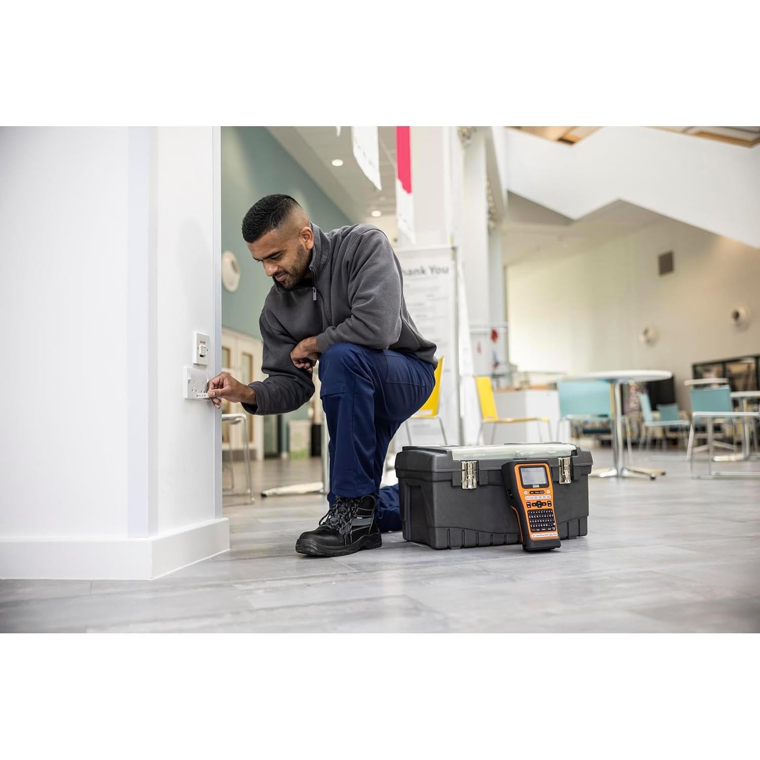 Brother PT-E510VP P-Touch Edge Handheld Industrial Label Printer with Dual auto Cutter and USB-C (up to 24mm Labels)