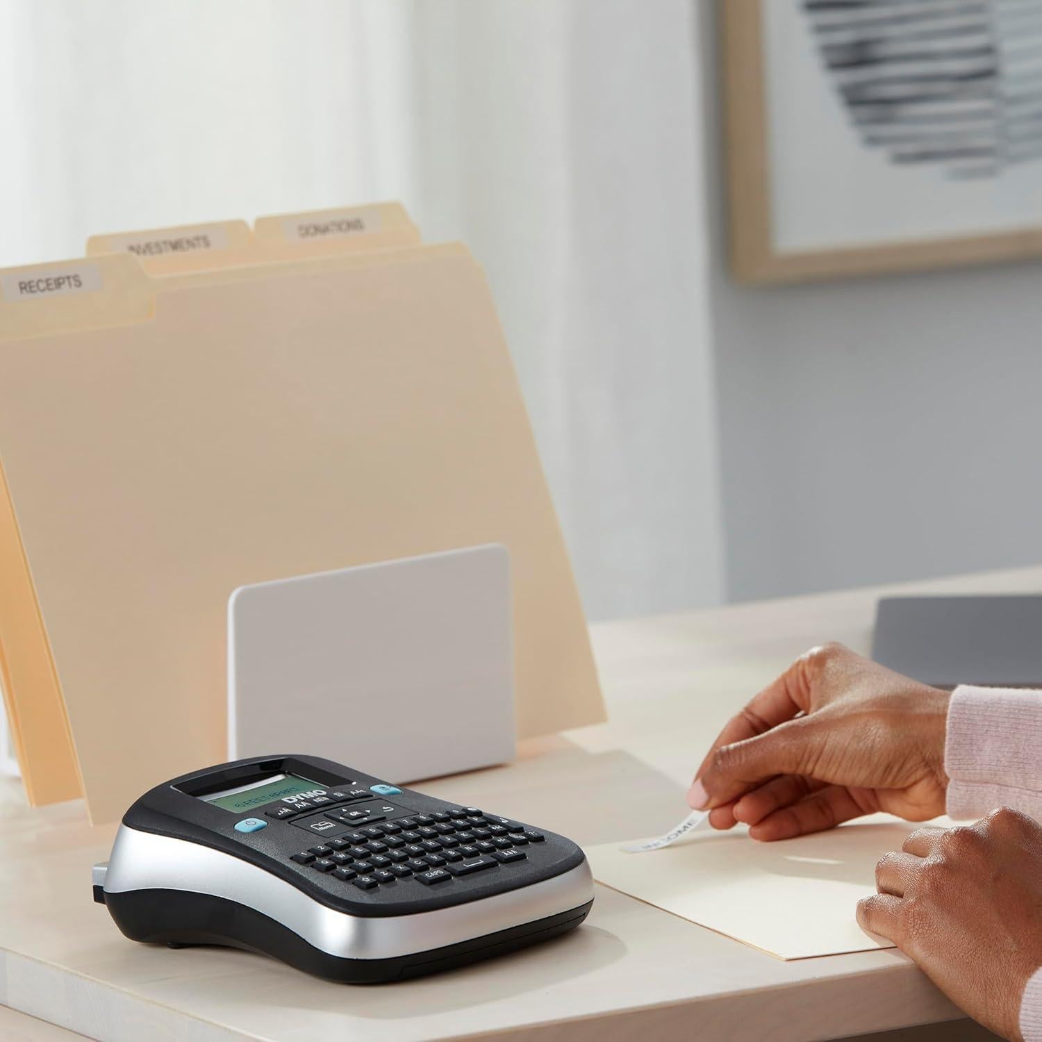 Etiquetadora Portátil DYMO LabelManager 210D - Teclado QWERTY