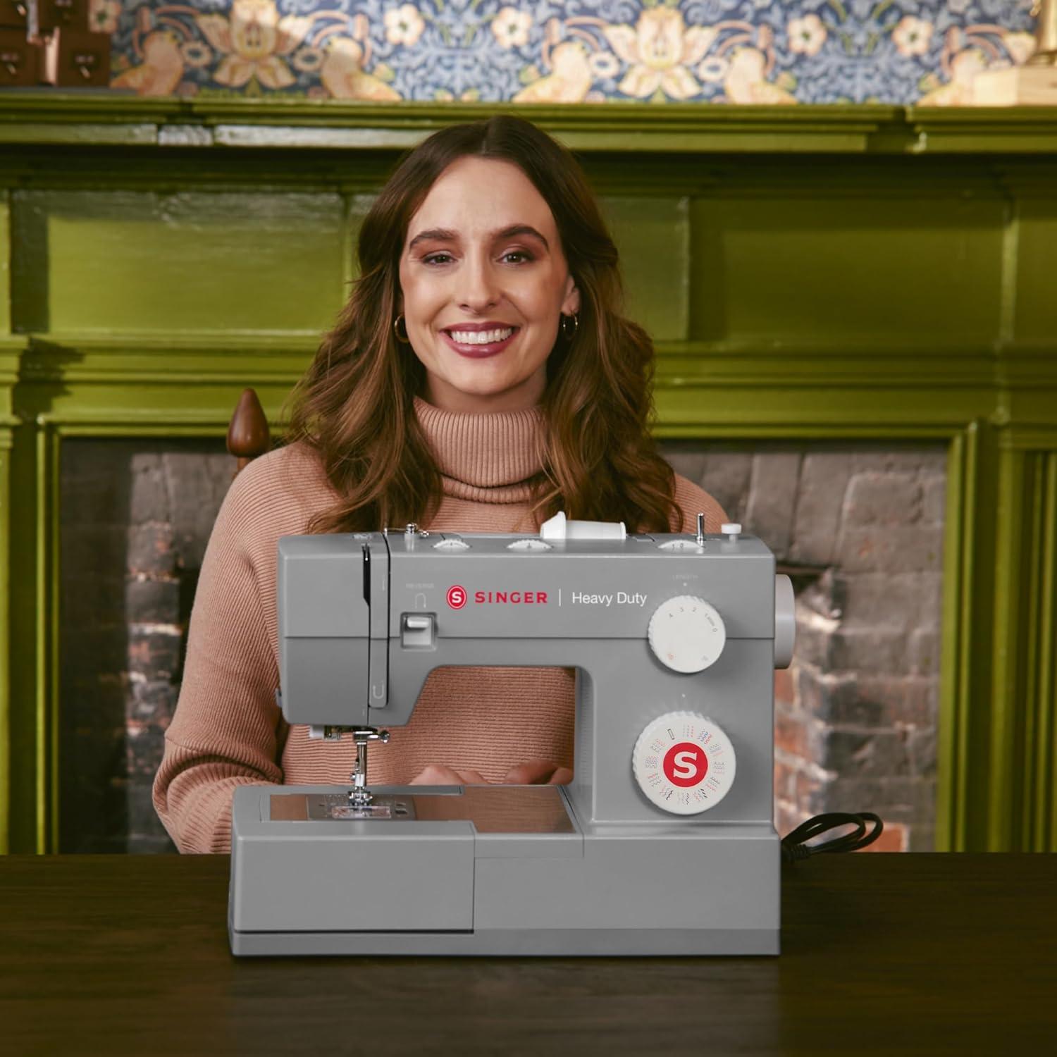 Máquina de Coser SINGER Heavy Duty 4452 con Accesorios