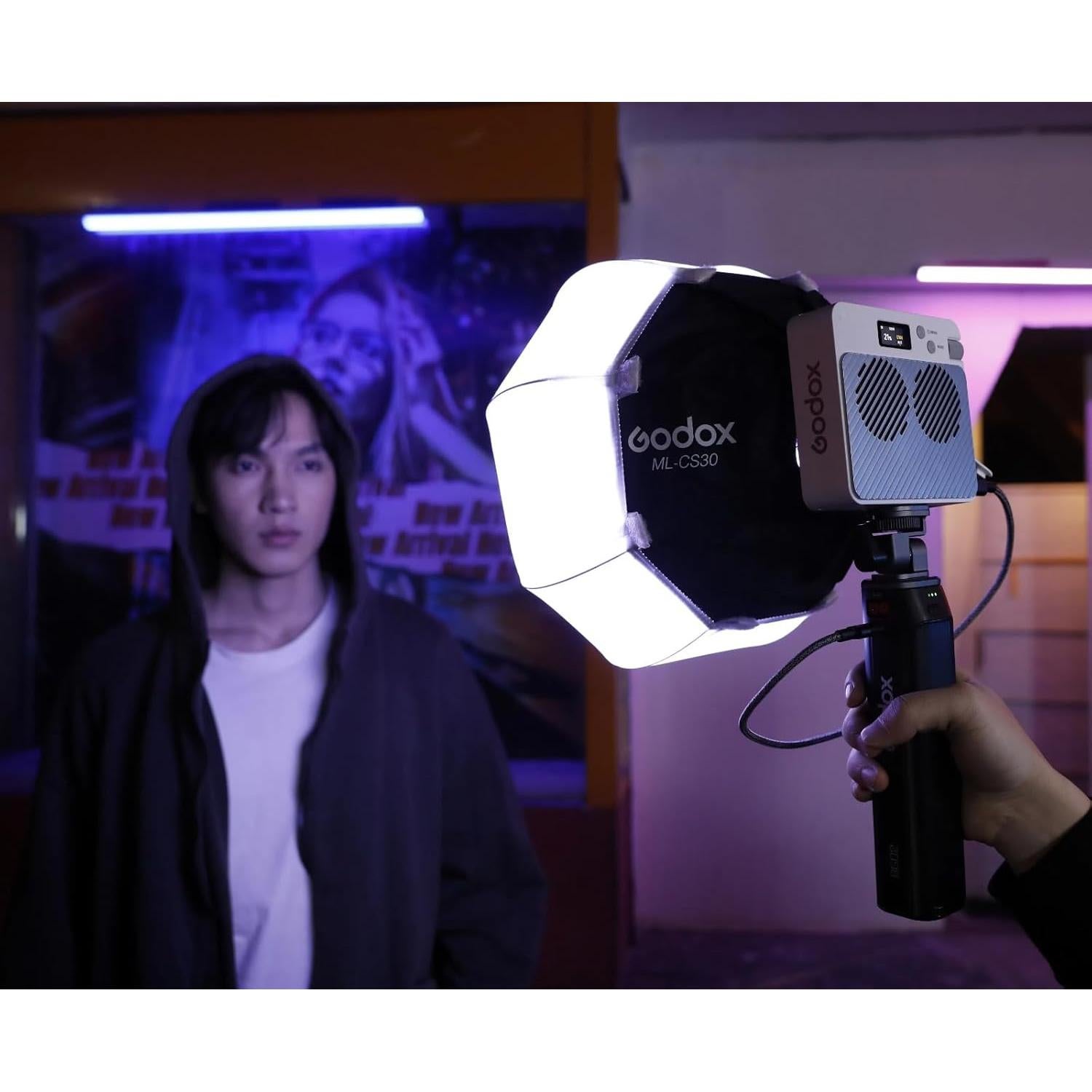 Godox ML100R Luz LED RGB 110W 1800K-10000K Compacta