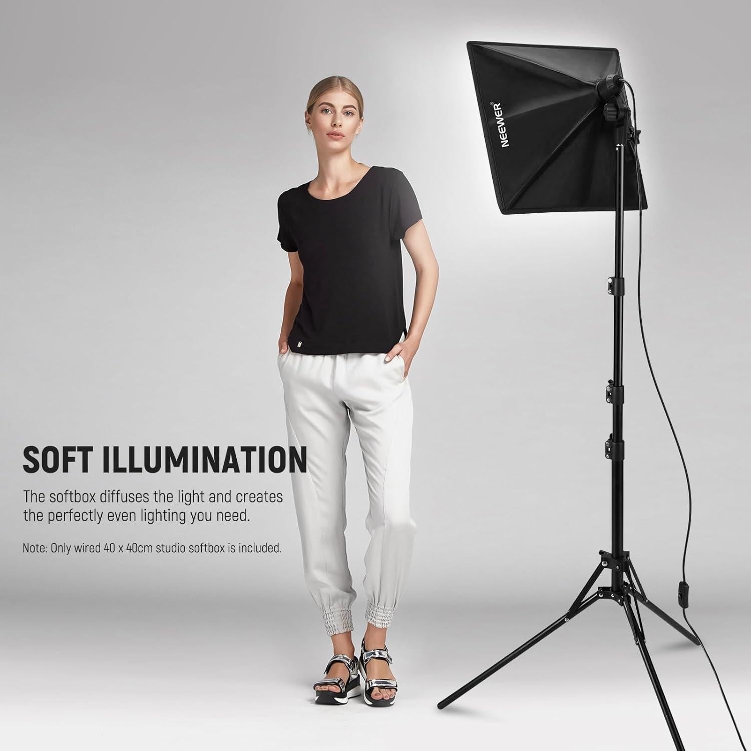 Softbox NEEWER 40x40cm con Socket E26 y Difusor Blanco