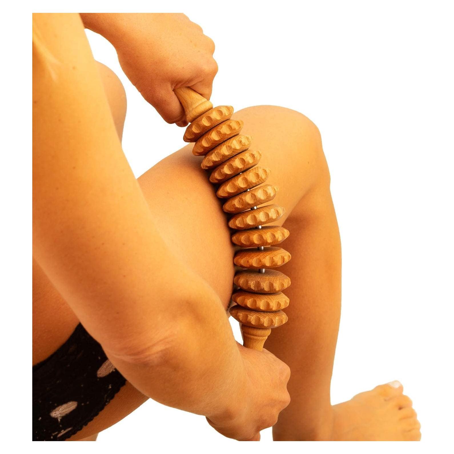 Rodillo de Masaje Tuuli de Madera para Cintura y Muslo