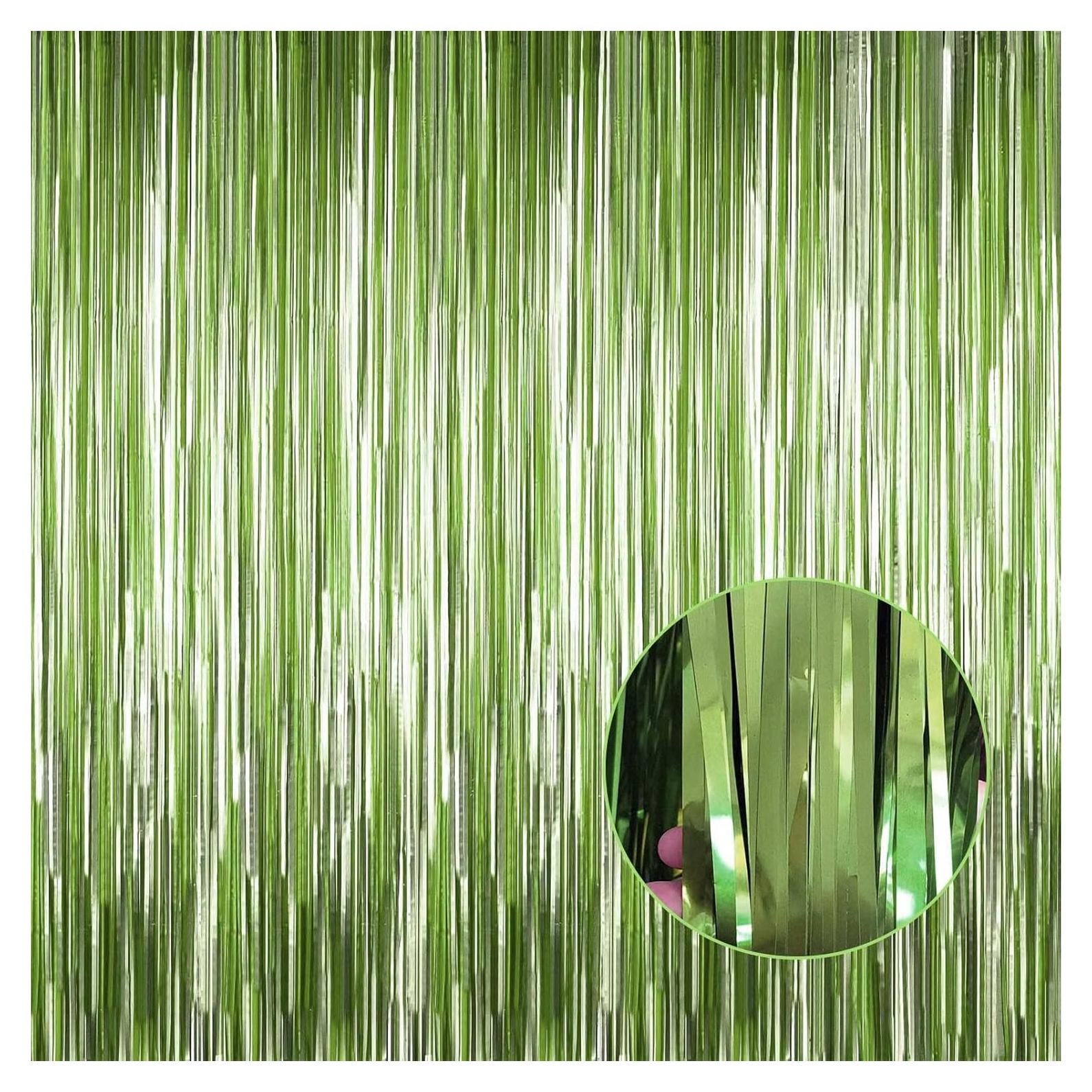 Paquete de 4 Cortinas de Flecos de Papel de Aluminio Verde Claro 1m x 2.5m