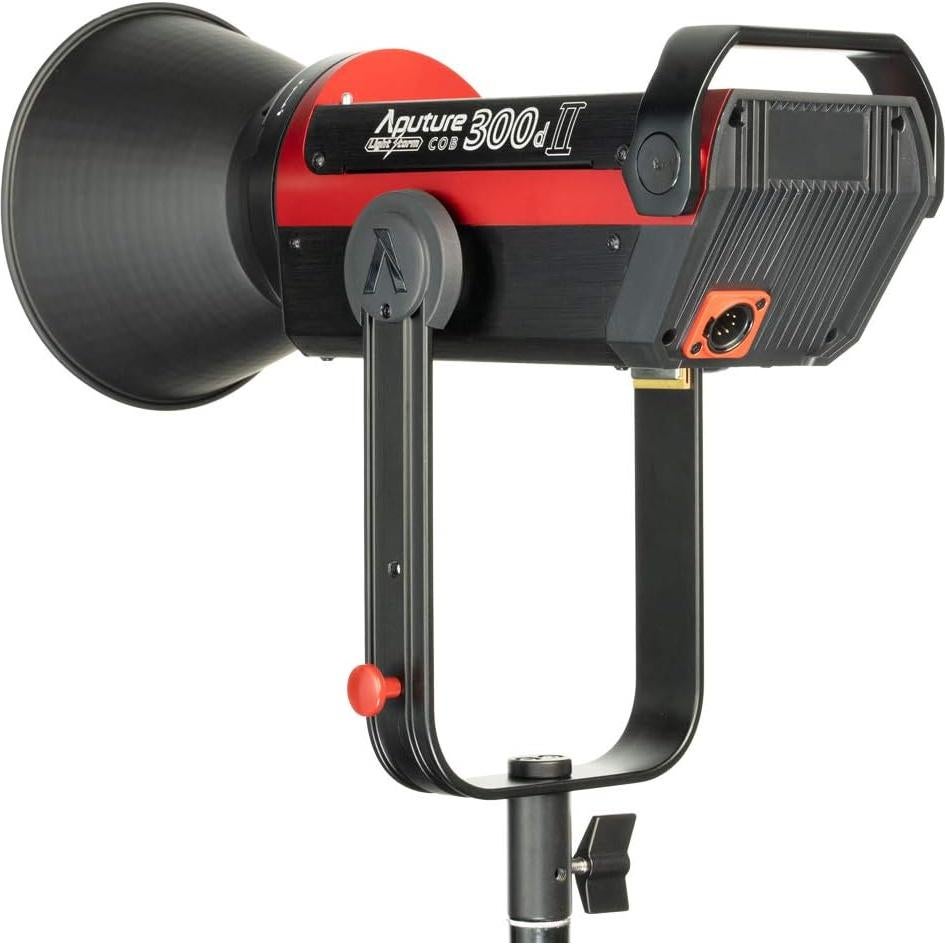 Aputure LS C300D Mark II Luz LED 350W 5500K Control Remoto