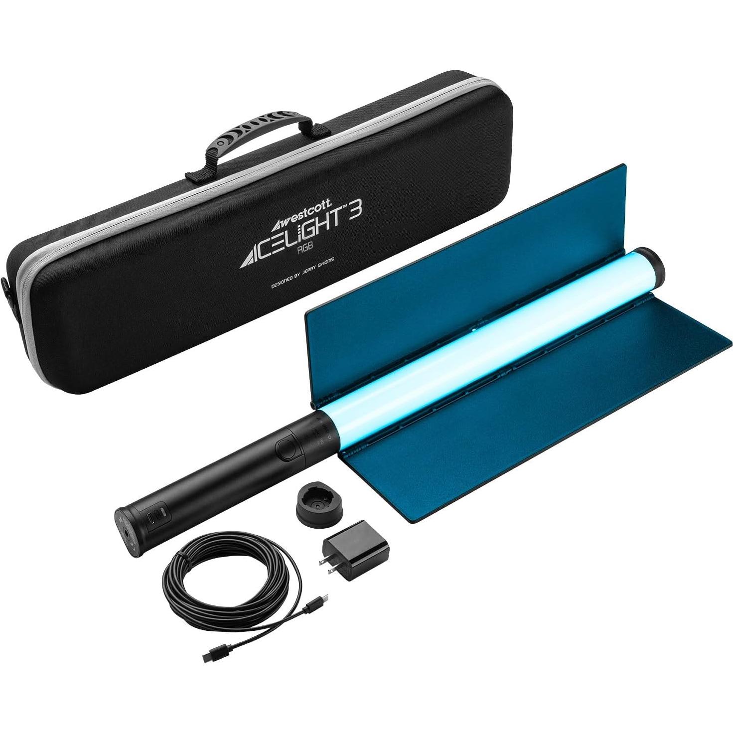 Westcott Ice Light 3 RGBWW LED Kit con Barndoors y Batería