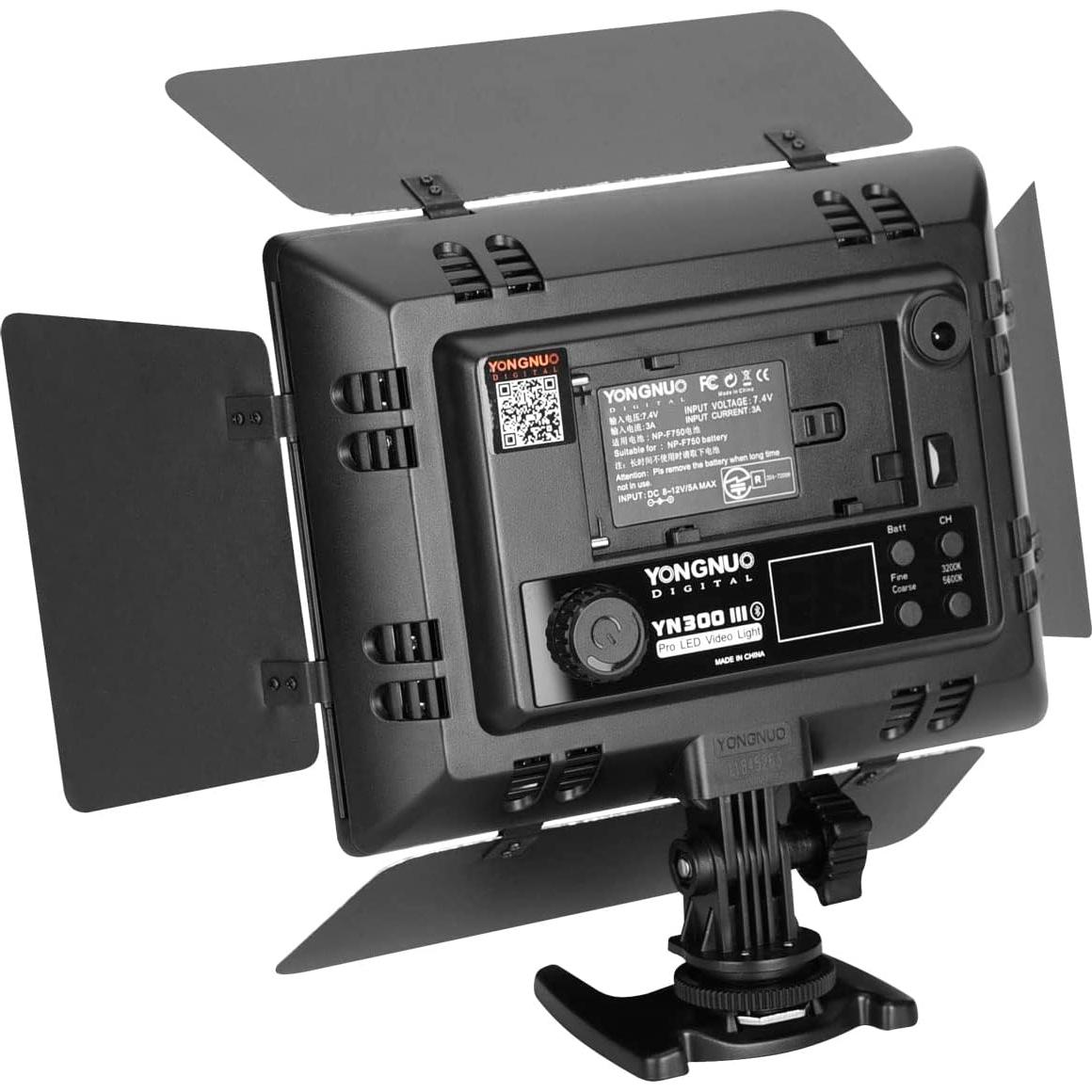 Luz de Video LED YONGNUO YN300 III Bi Color 3200K-5600K