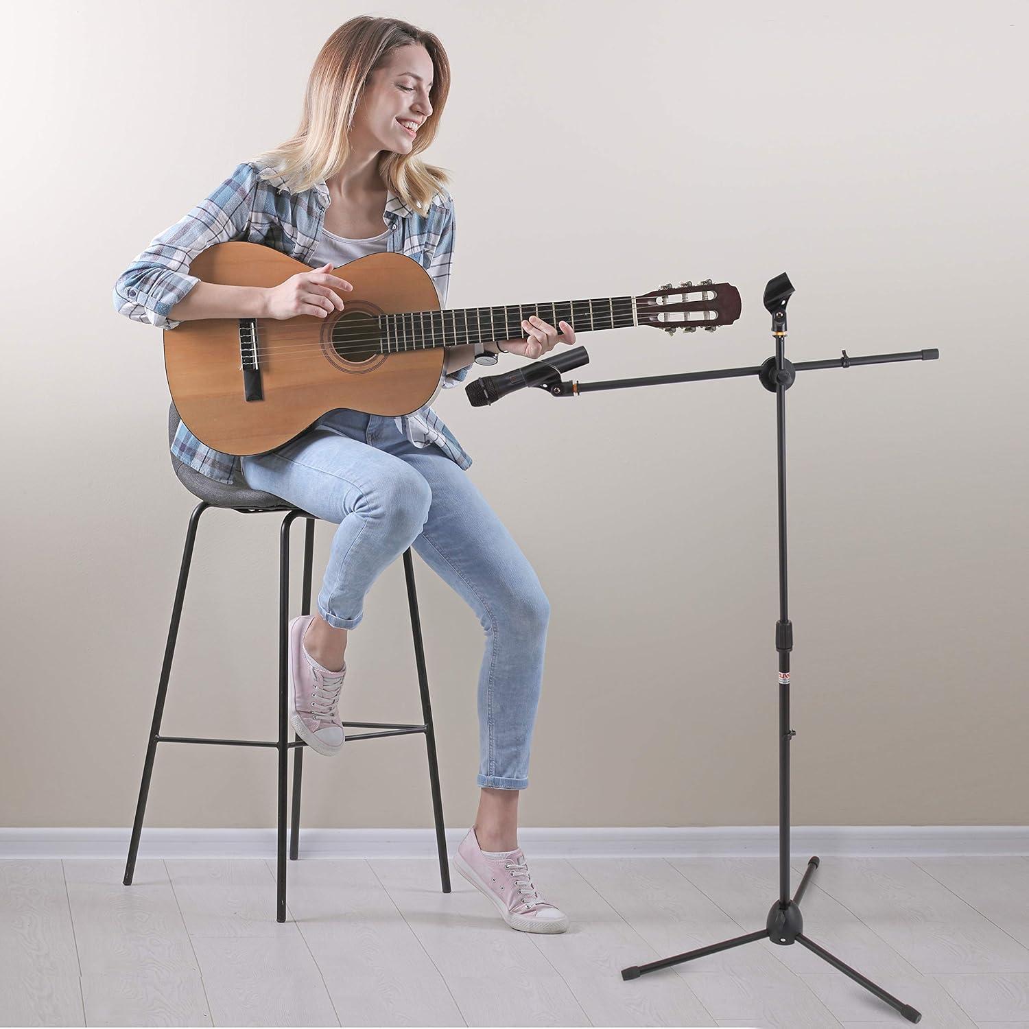 Soporte de Micrófono Tripode Pyle PMKSKT35.5 Ajustable 69.85-132.08 cm