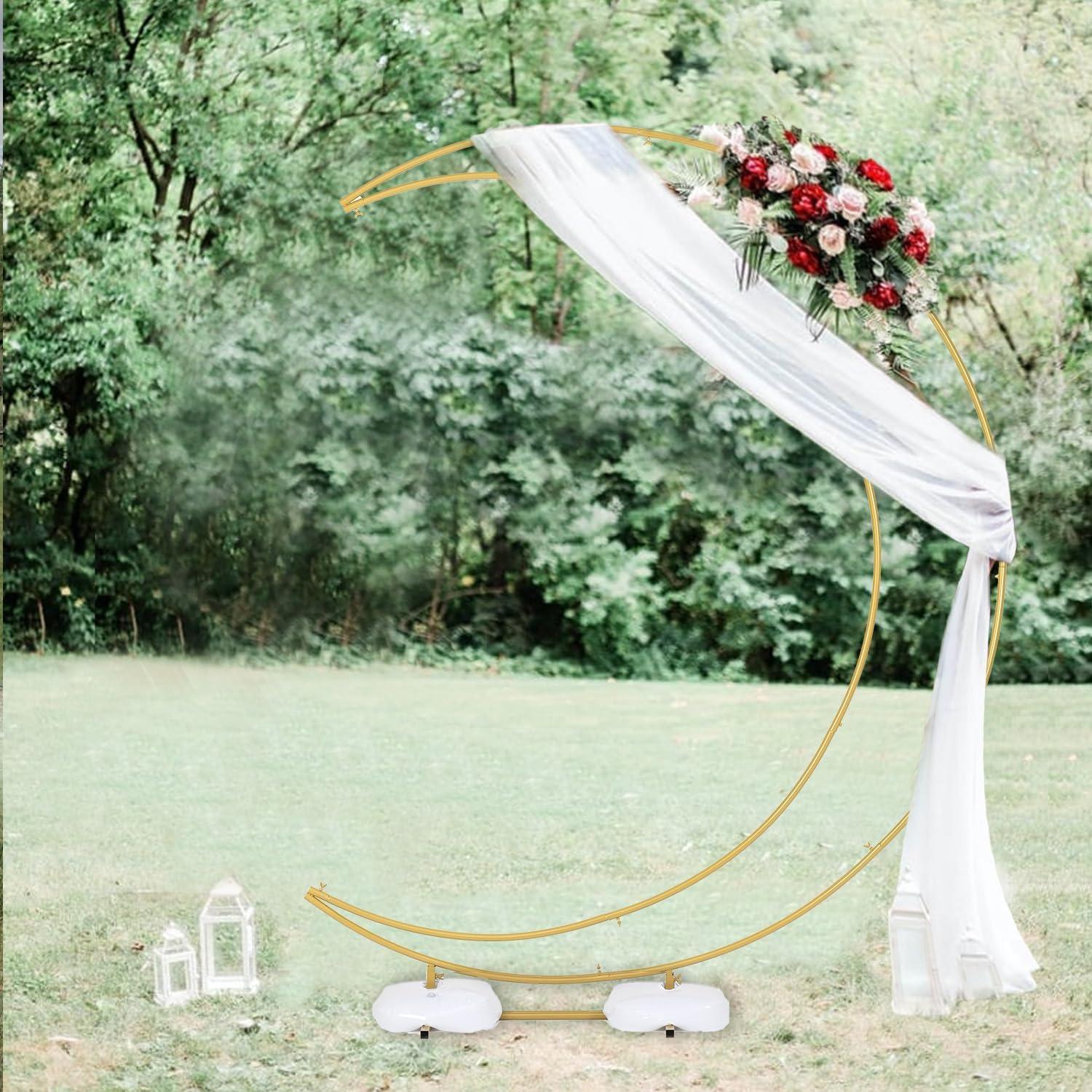 Arco de Media Luna Vincidern 2.1m Metal Dorado para Bodas