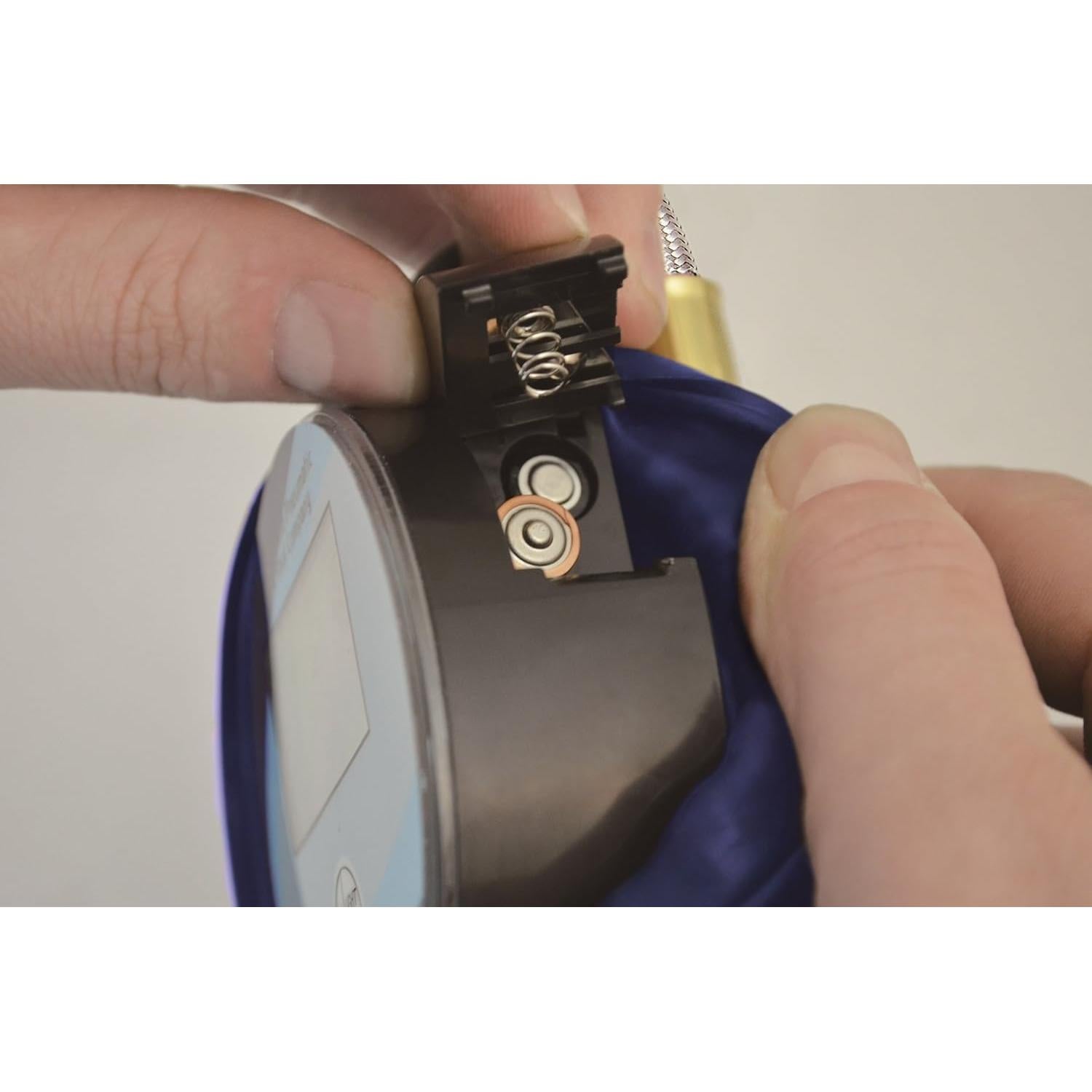 Inflador Digital de Neumáticos Astro 3018 con Manguera