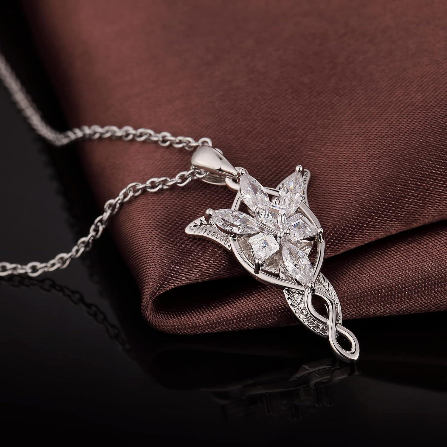 Collar Arwen Evenstar Oro Blanco 18K 45.72 cm Joyería Mujer