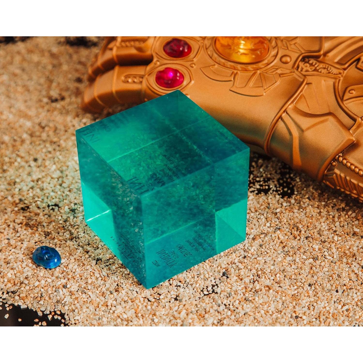 Cubo Tesseract Marvel Studios 7,62 cm Resina Azul Coleccionable