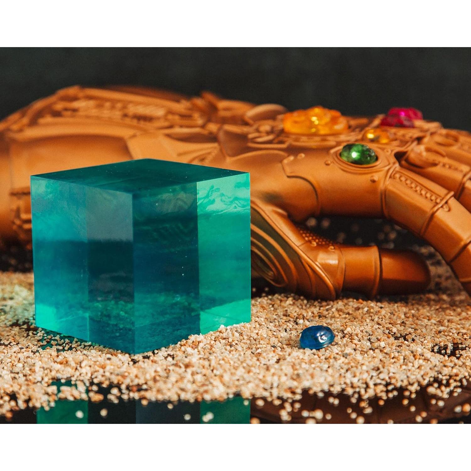 Cubo Tesseract Marvel Studios 7,62 cm Resina Azul Coleccionable