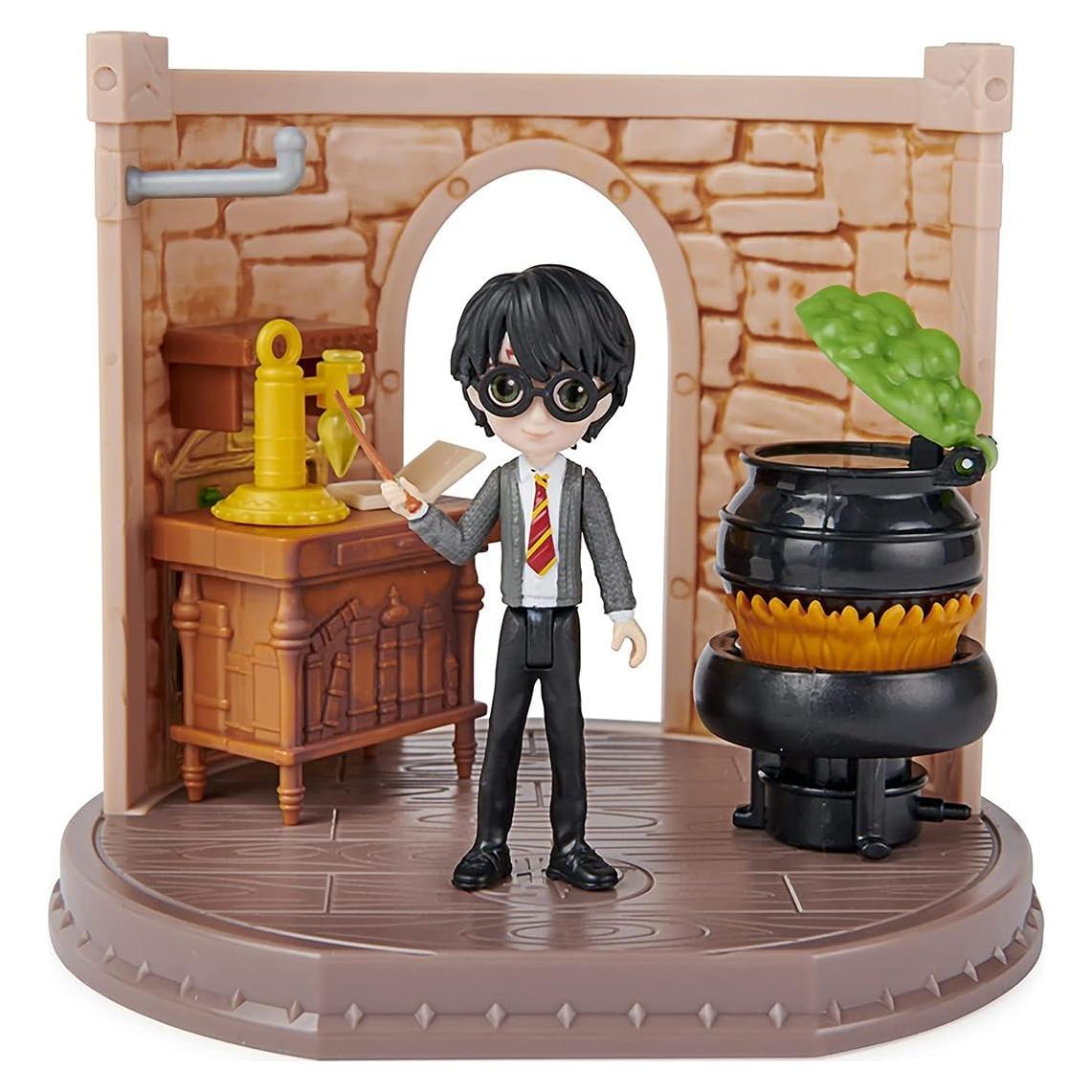 Aula de Pociones Magical Minis Harry Potter con Figura
