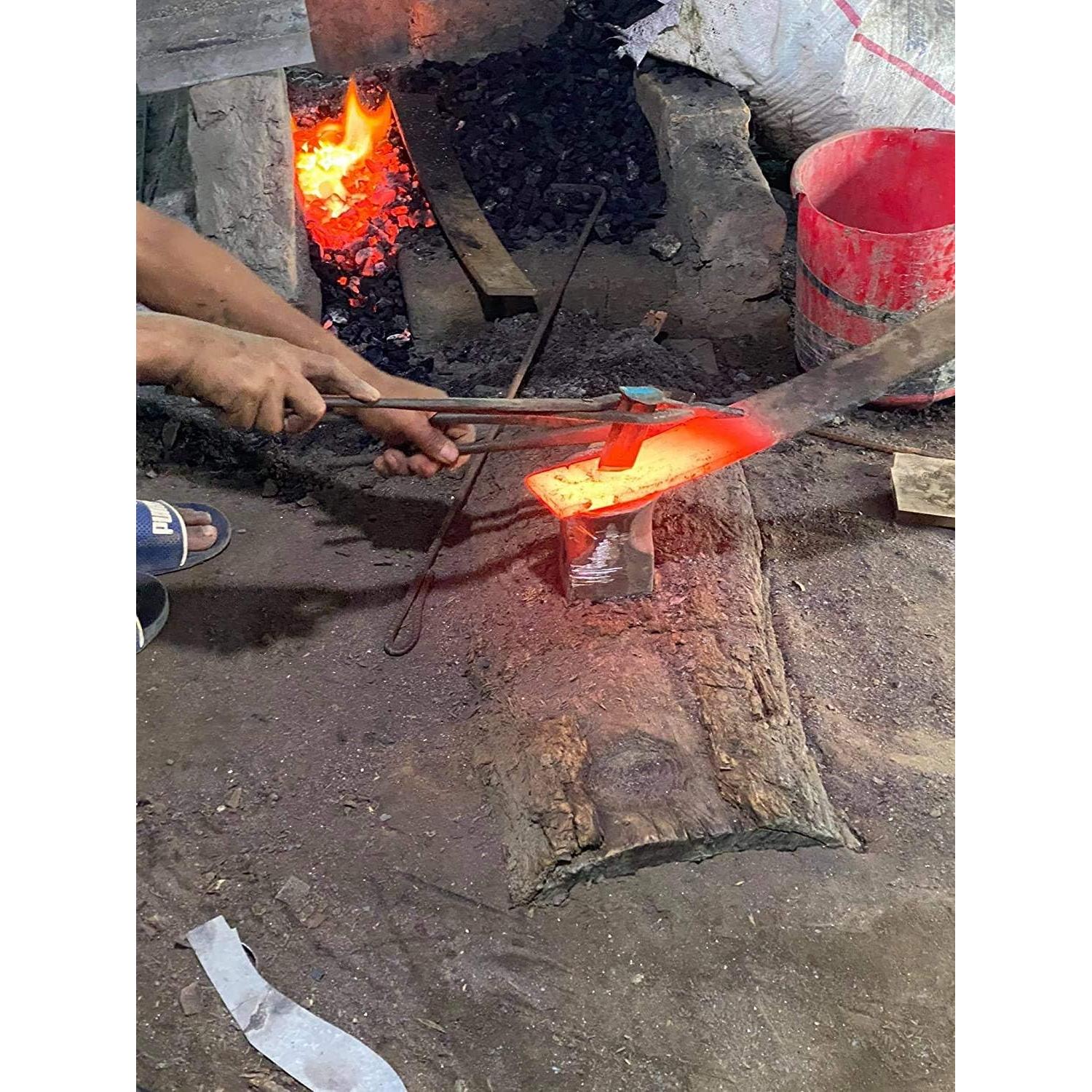 Cuchillo Kukri Gurkha 11" Forjado a Mano Acero Carbono Nepal