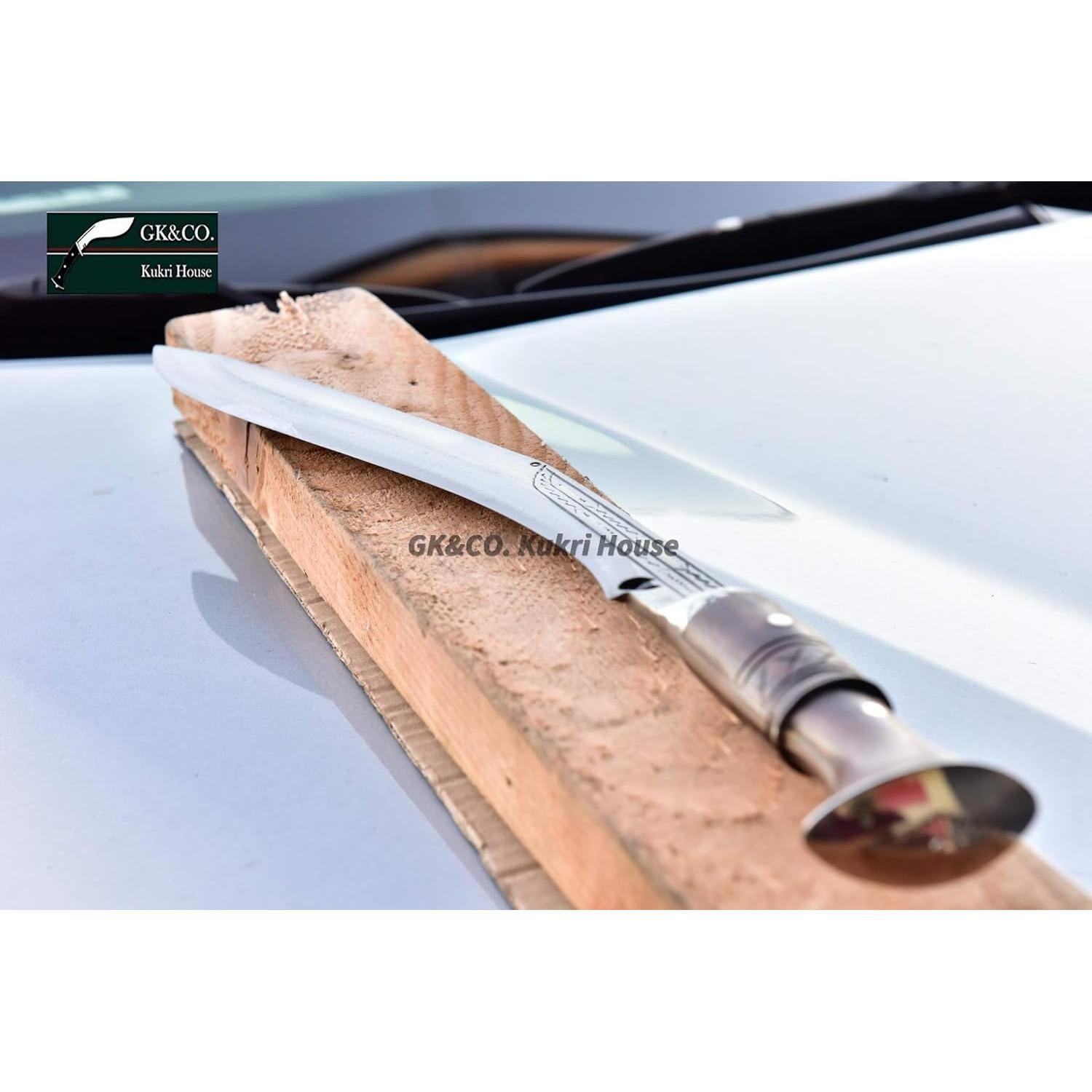 Cuchillo Kukri GK&CO. 33 cm Mango Madera Rosa Hecho a Mano