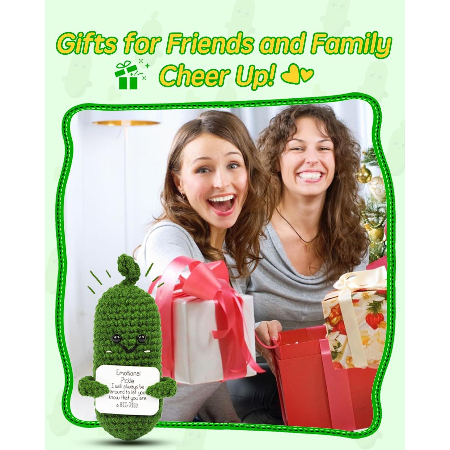 Mini Muñeca de Tejido JELUTAR Pepinillo Divertido 7.9 cm