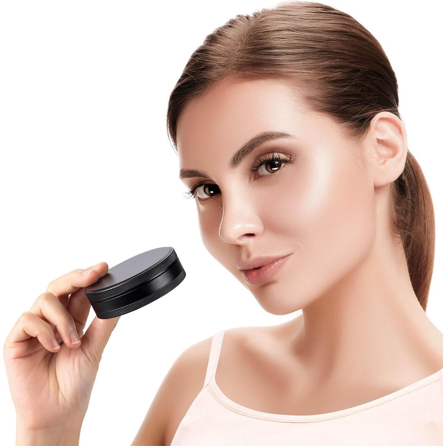 Organizador de Pastillas SOBAHIDO 4 Compartimentos Negro