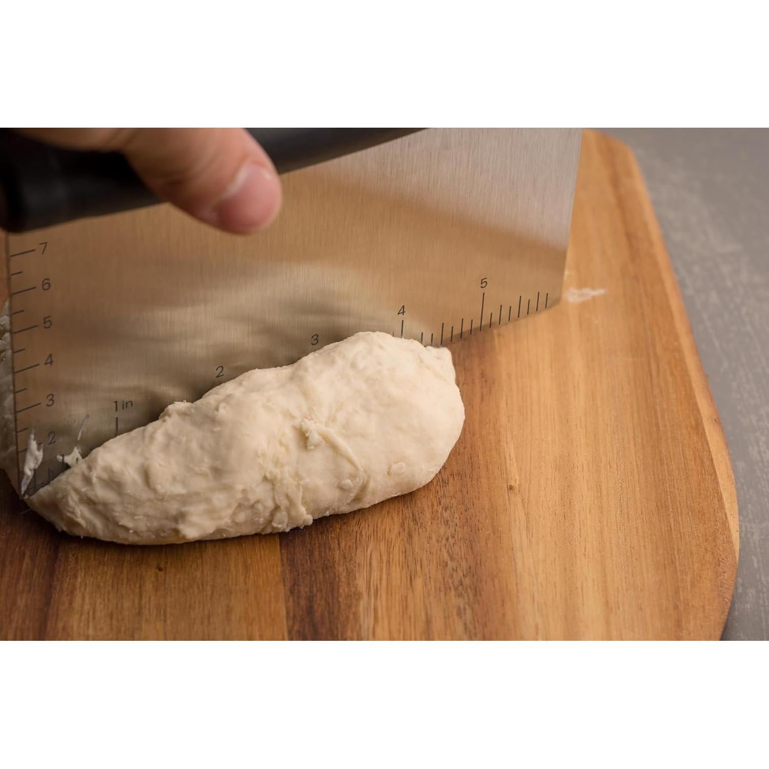 Raspador de Banco Chef Pomodoro Acero Inoxidable 15.24 cm