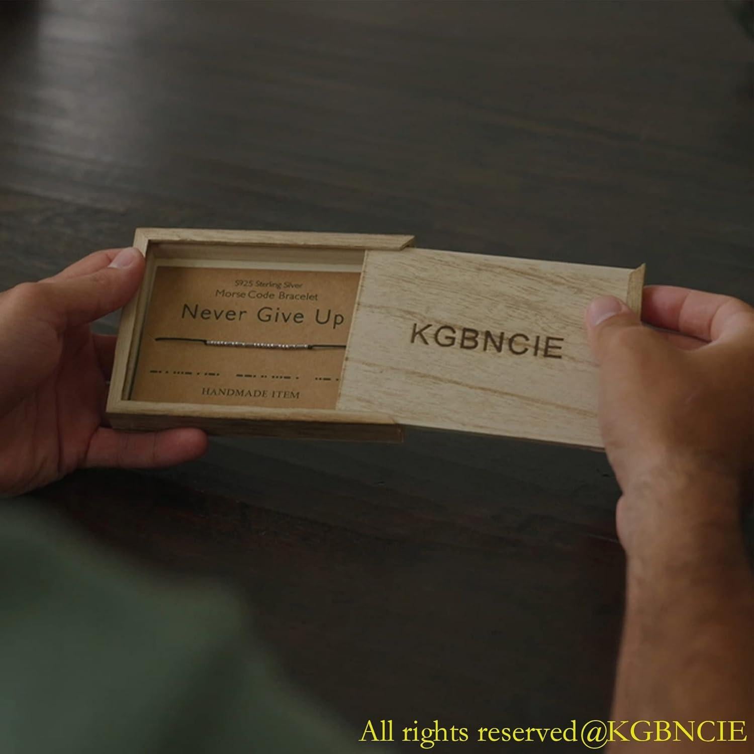 Pulsera KGBNCIE en Código Morse para Mujeres - F**k Cancer