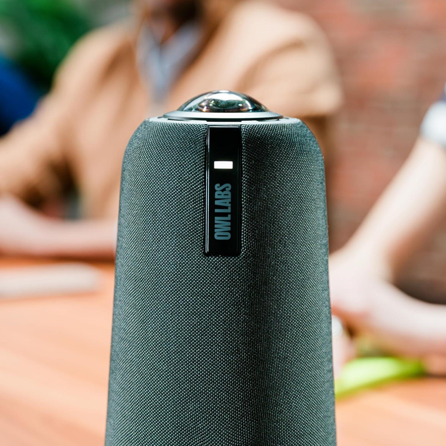 Cámara de Conferencia 360° Meeting Owl 4+ 4K con Micrófono y Altavoz