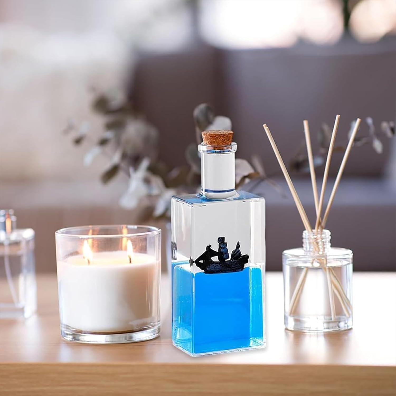 Cruise Ship Fluid Drift Bottle, Unsinkable Boat in a Box, Titanic Cruise Ship Model Liquid Wave Cruise Ship Decoration, Cruise Ship That No Longer Sinks Toy, for Car Display Cases and Gifts (Black-e)