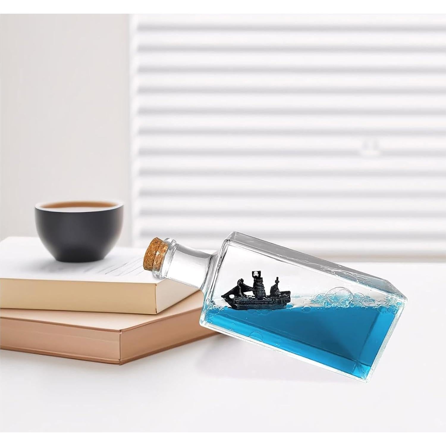 Cruise Ship Fluid Drift Bottle, Unsinkable Boat in a Box, Titanic Cruise Ship Model Liquid Wave Cruise Ship Decoration, Cruise Ship That No Longer Sinks Toy, for Car Display Cases and Gifts (Black-e)