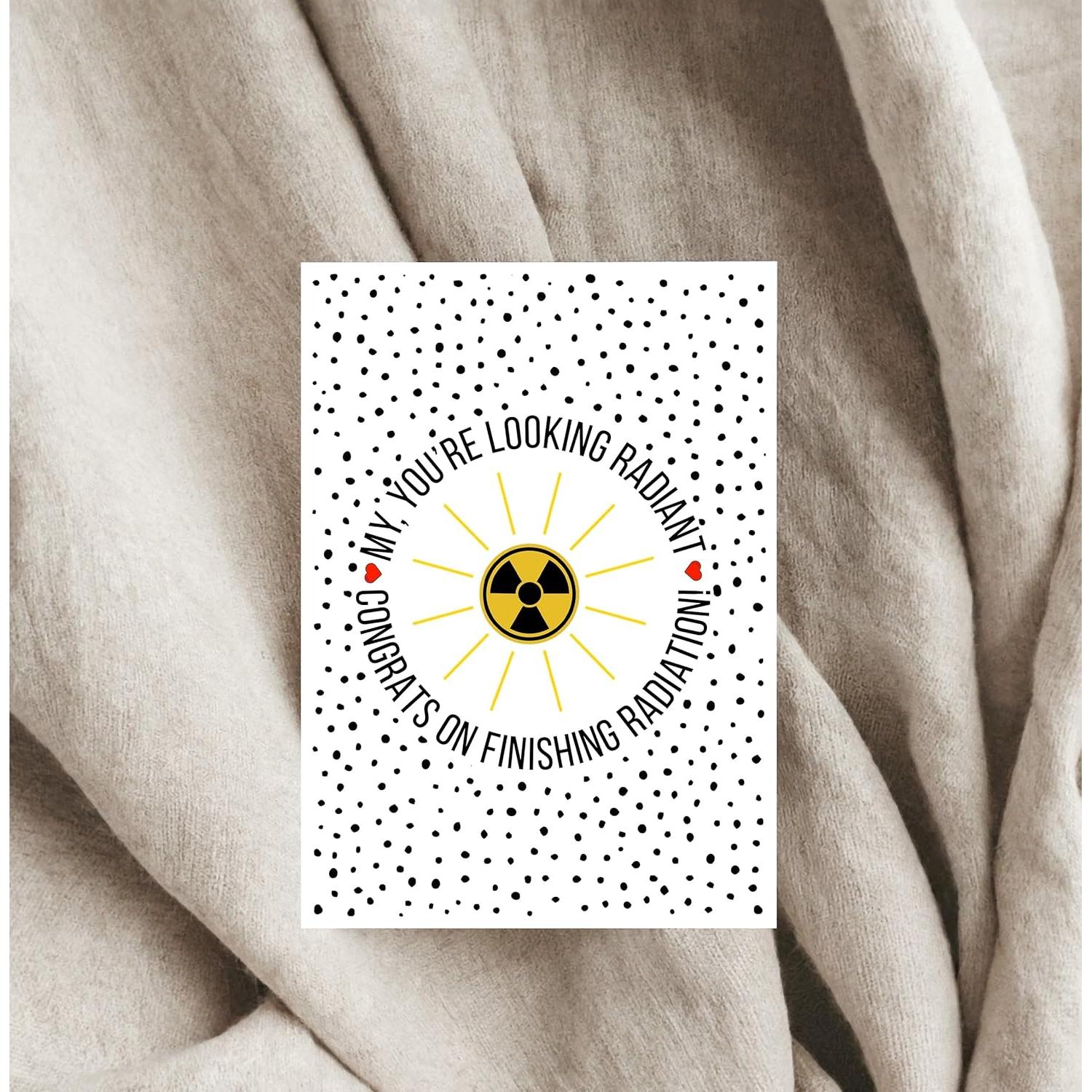 Tarjeta de Felicitación TinyCracker por Terminar Radiación