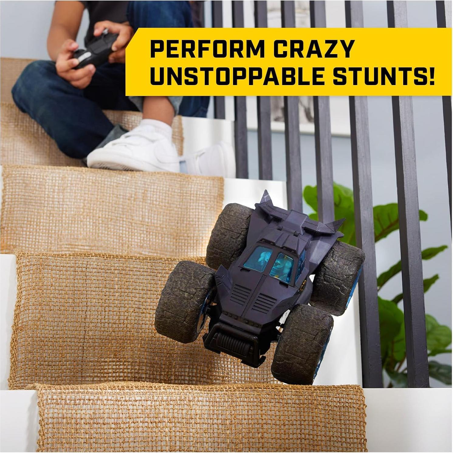 Coche RC Batmóvil Fuerza Acrobática Spin Master 25.4cm