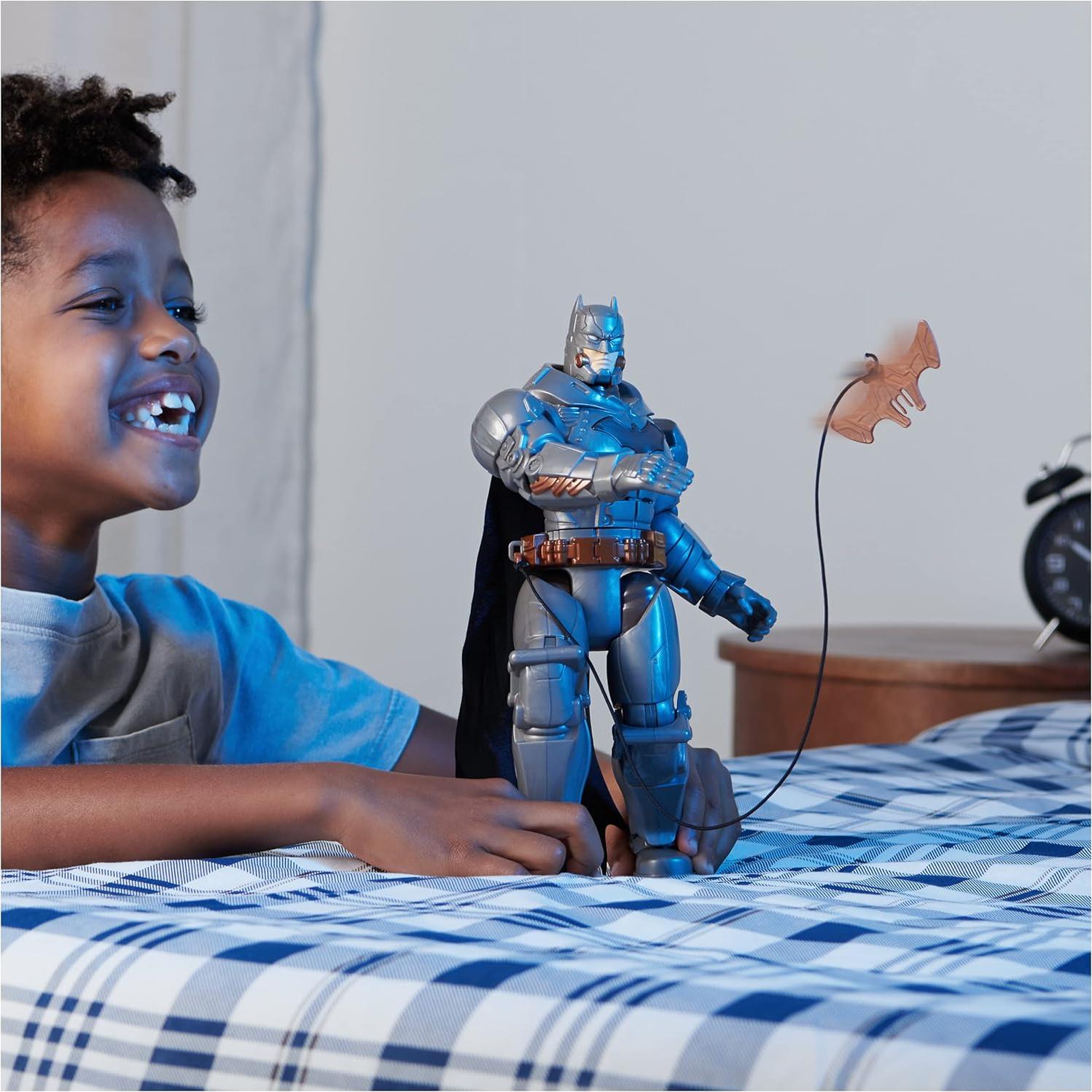 Figura de Acción Batman Battle Strike DC Comics 30 cm 5 Accesorios