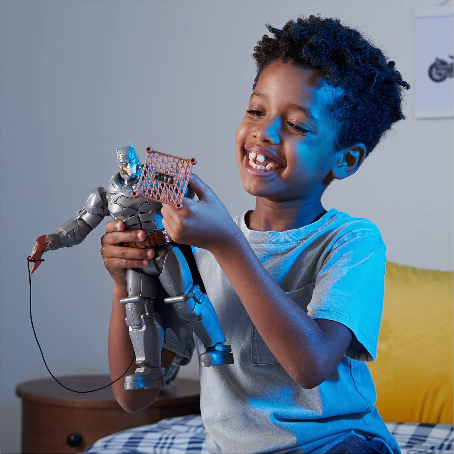 Figura de Acción Batman Battle Strike DC Comics 30 cm 5 Accesorios