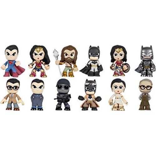 Batman Vs Superman Mystery Minis Toy Figures (4 Pack)