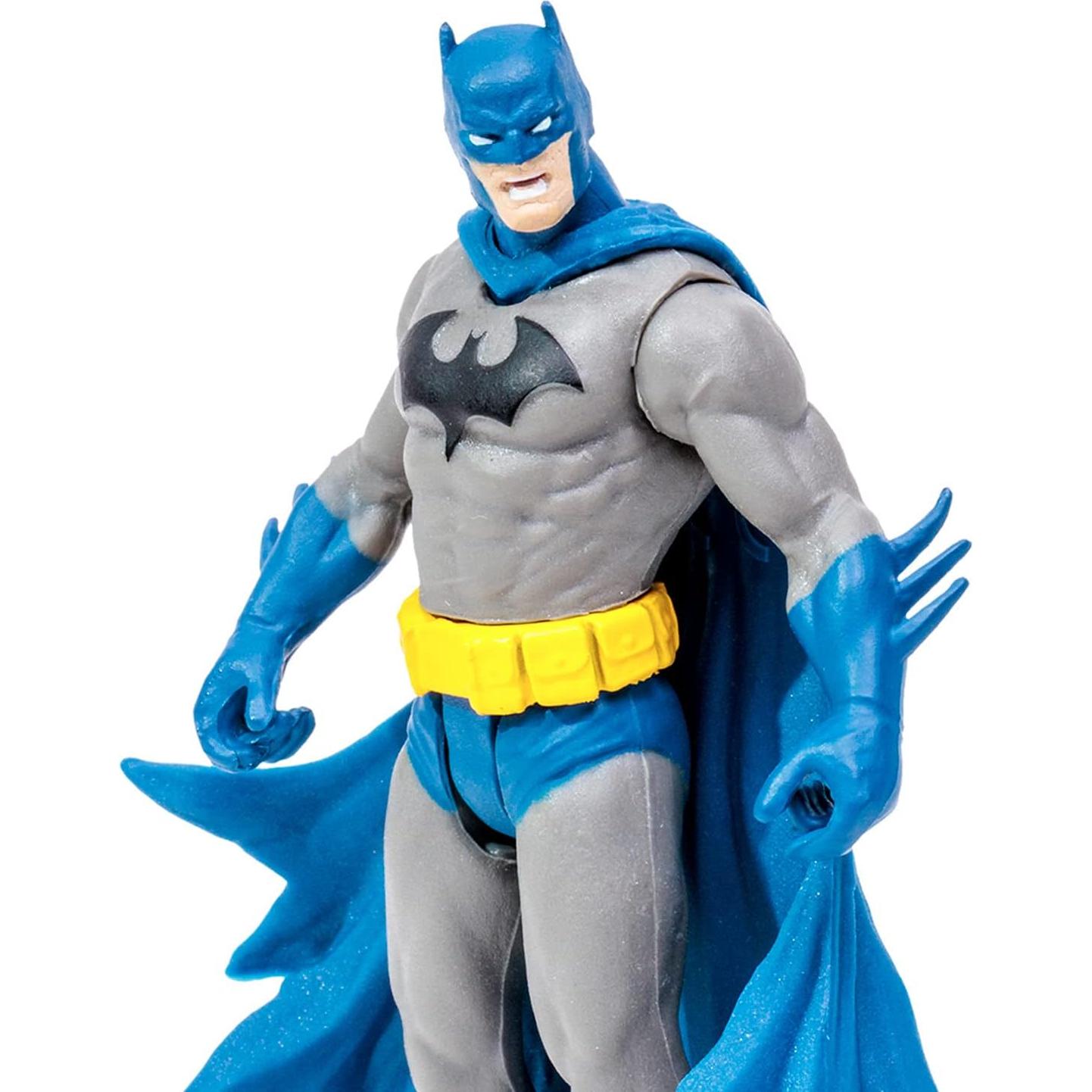 Figura Batman Hush 3" McFarlane Toys DC Direct con cómic