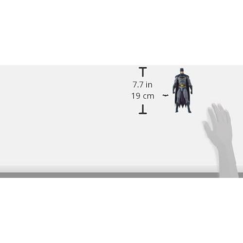 Figura de Acción Batman DC Essentials 17.9 cm 1:10
