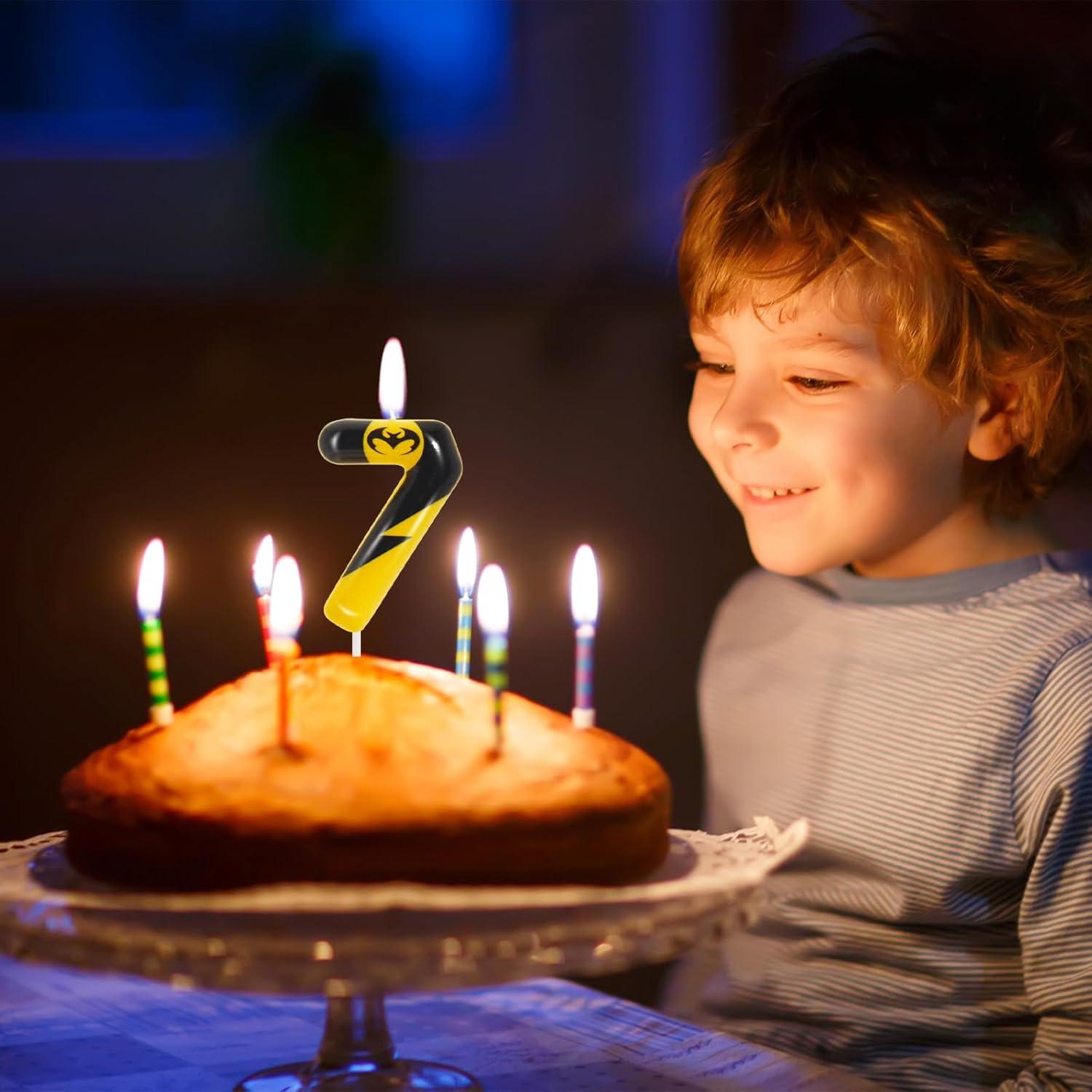 Vela de Cumpleaños Murciélago OGnomiFX Número 7 3.81 cm