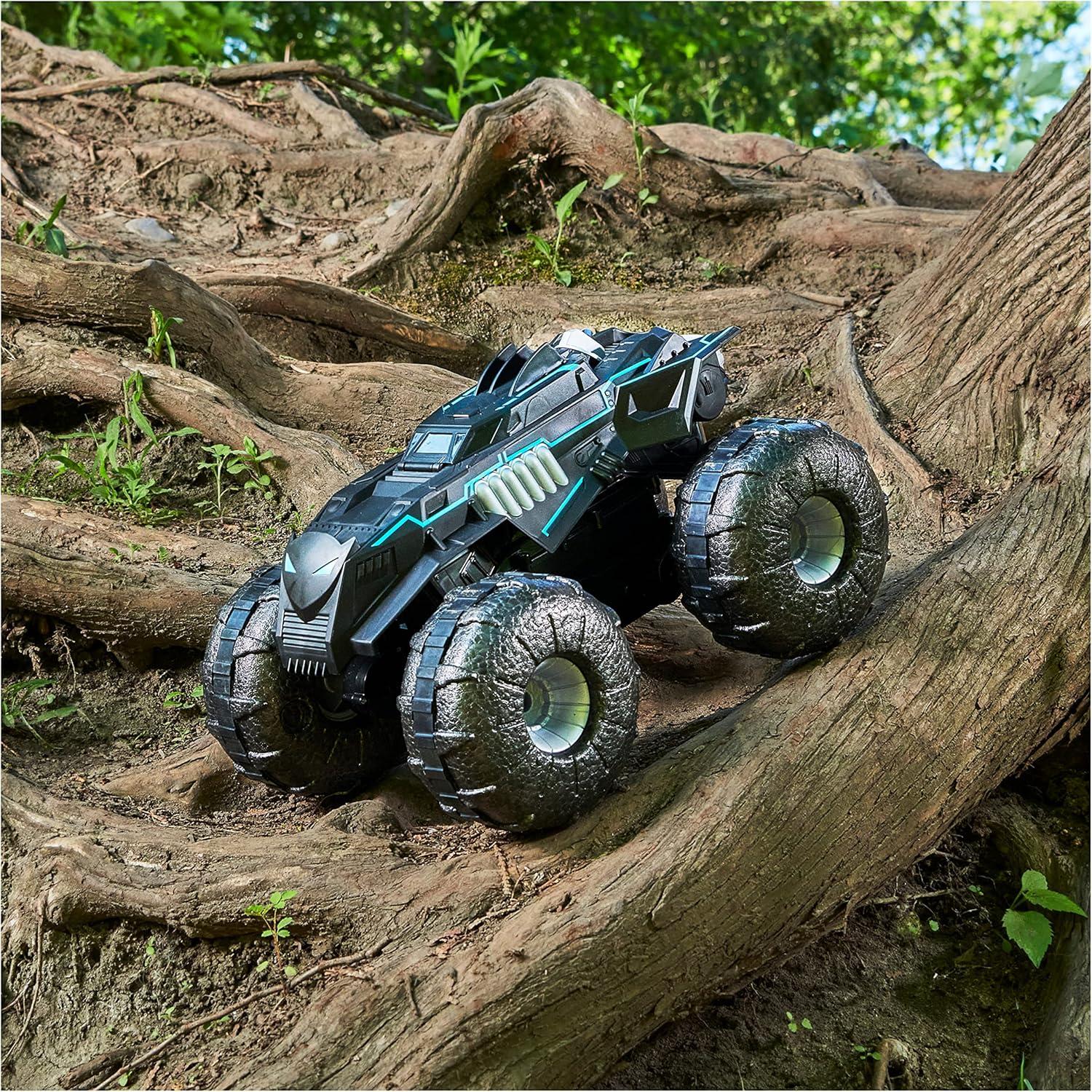Batmobile Todo Terreno RC Spin Master 1:15 Resistente al Agua
