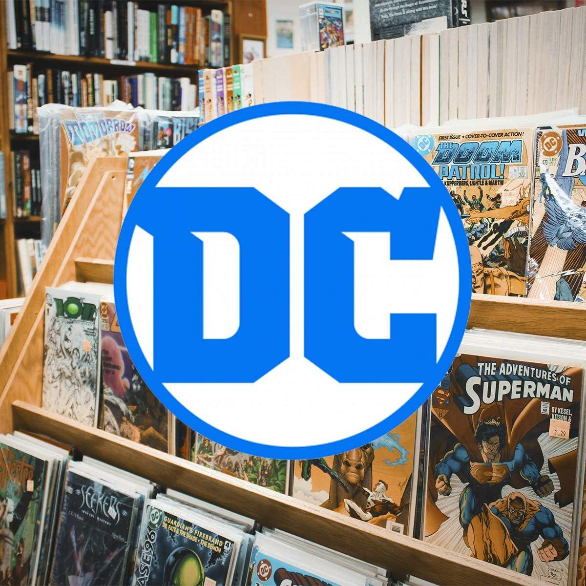 Figura Coleccionable Superman WOW! PODS con Luz UV