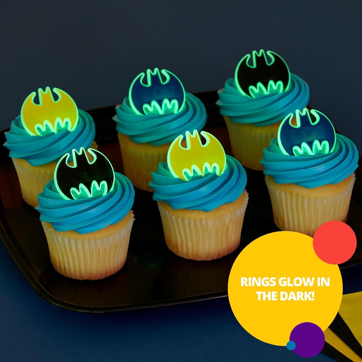 DecoPac Anillos Batman Caballero Oscuro - 24 Adornos