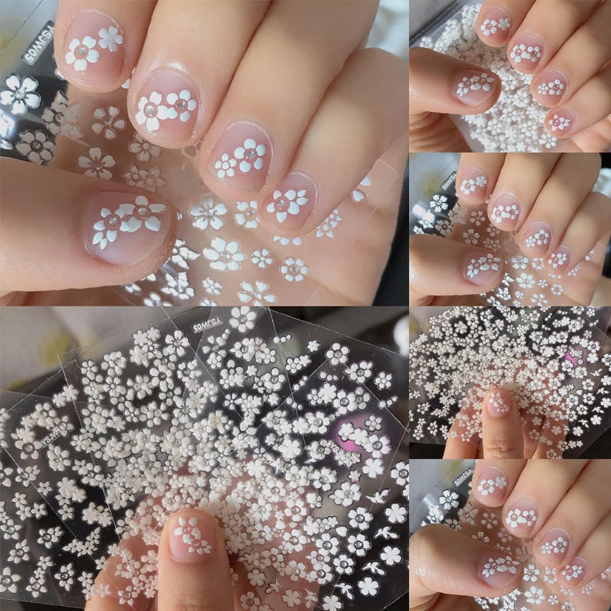 30 Hojas Stickers de Uñas 3D Florales Blancas ZRZETREB