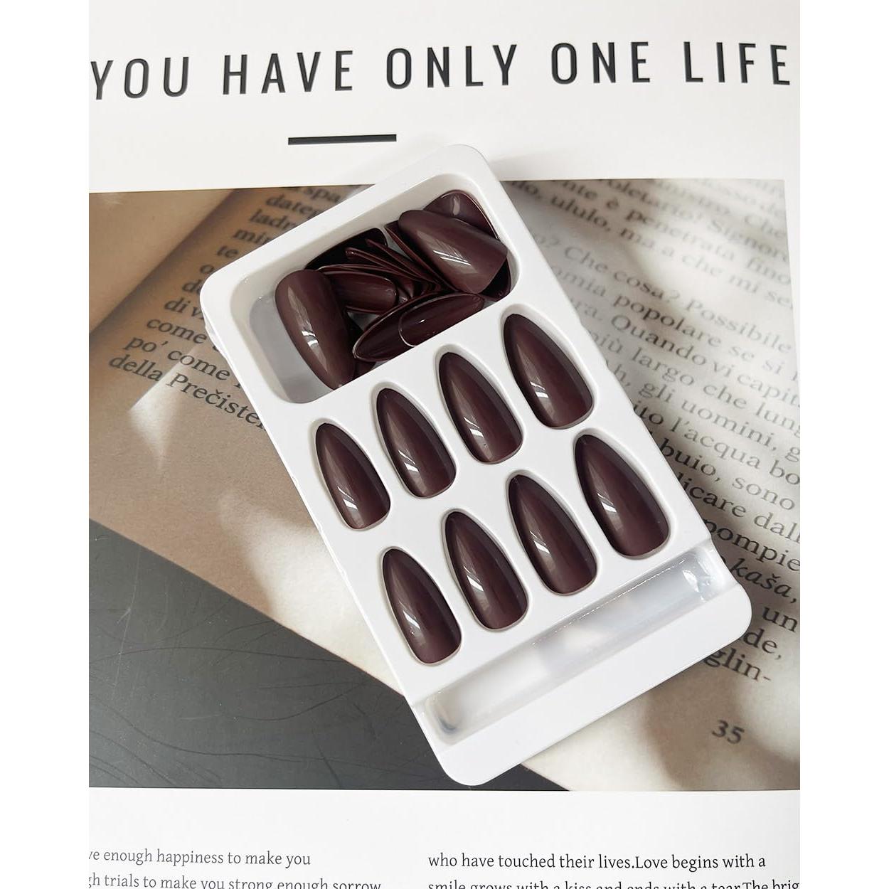 Uñas Postizas Almendra Medianas MinFeel Chocolate Marrón 24PCS